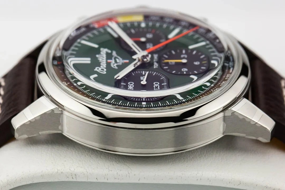 Breitling Top Time B01 Ford Mustang Green dial 41 AB01762A1L1X1