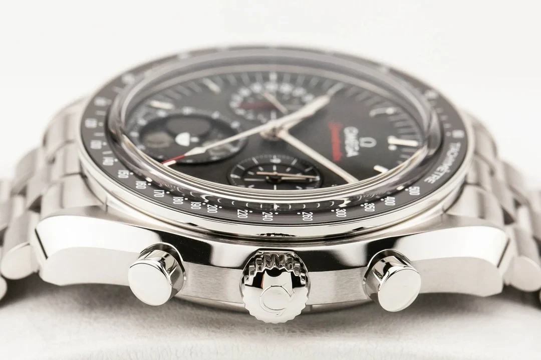 Omega Speedmaster Moonphase Meteorite Black dial 43mm 304.30.43.52.01.001