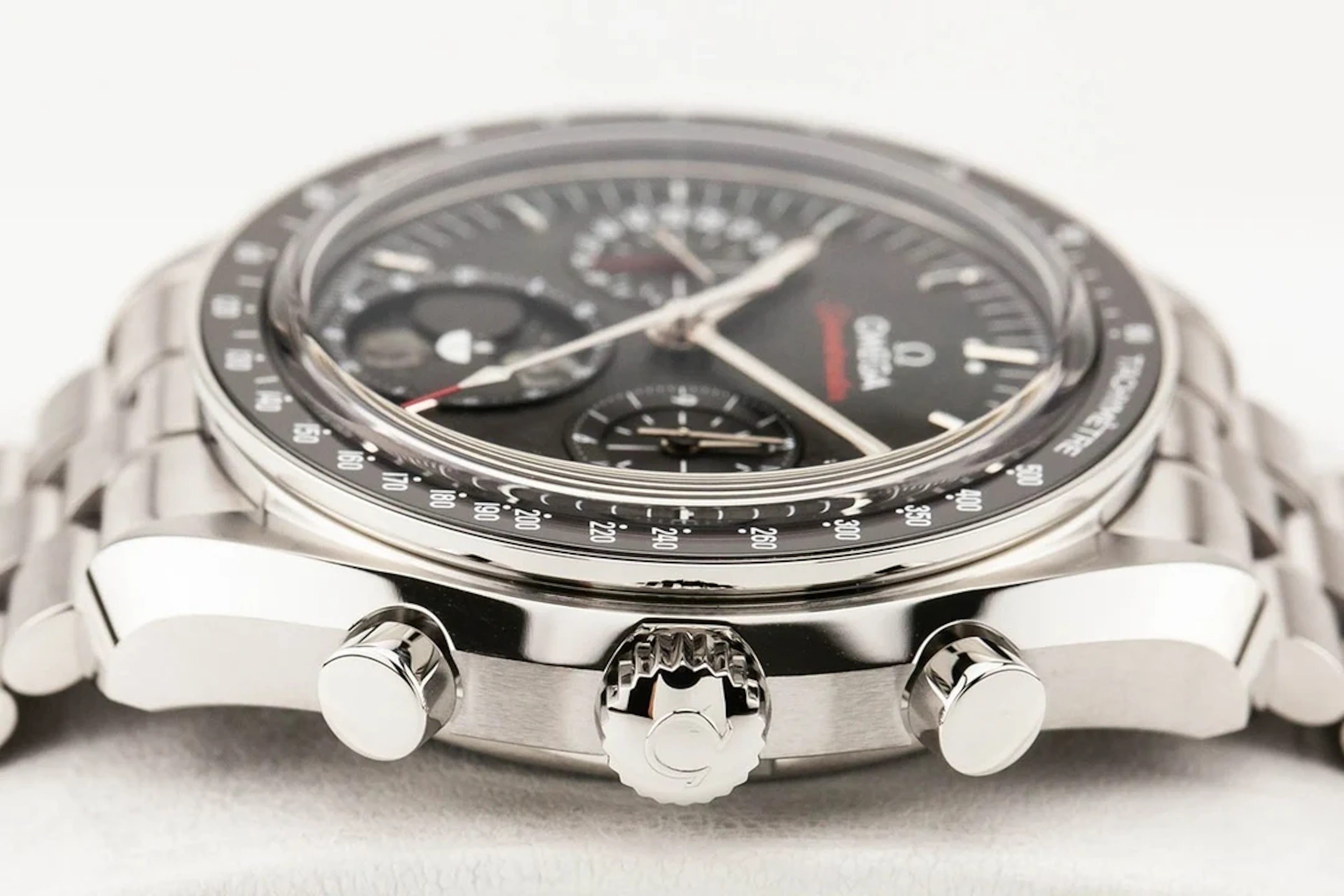 Omega Speedmaster Moonphase Meteorite Black dial 43mm 304.30.43.52.01.001