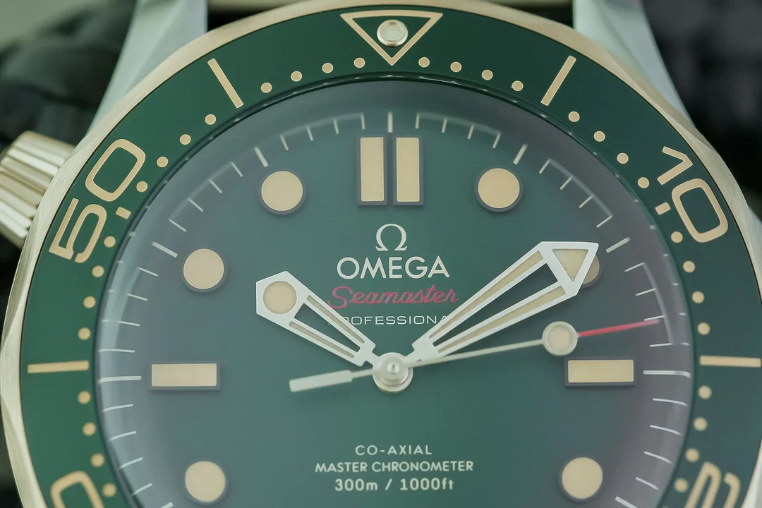 Omega Seamaster Diver 300 Bronze Gold Titanium 210.90.42.20.10.001