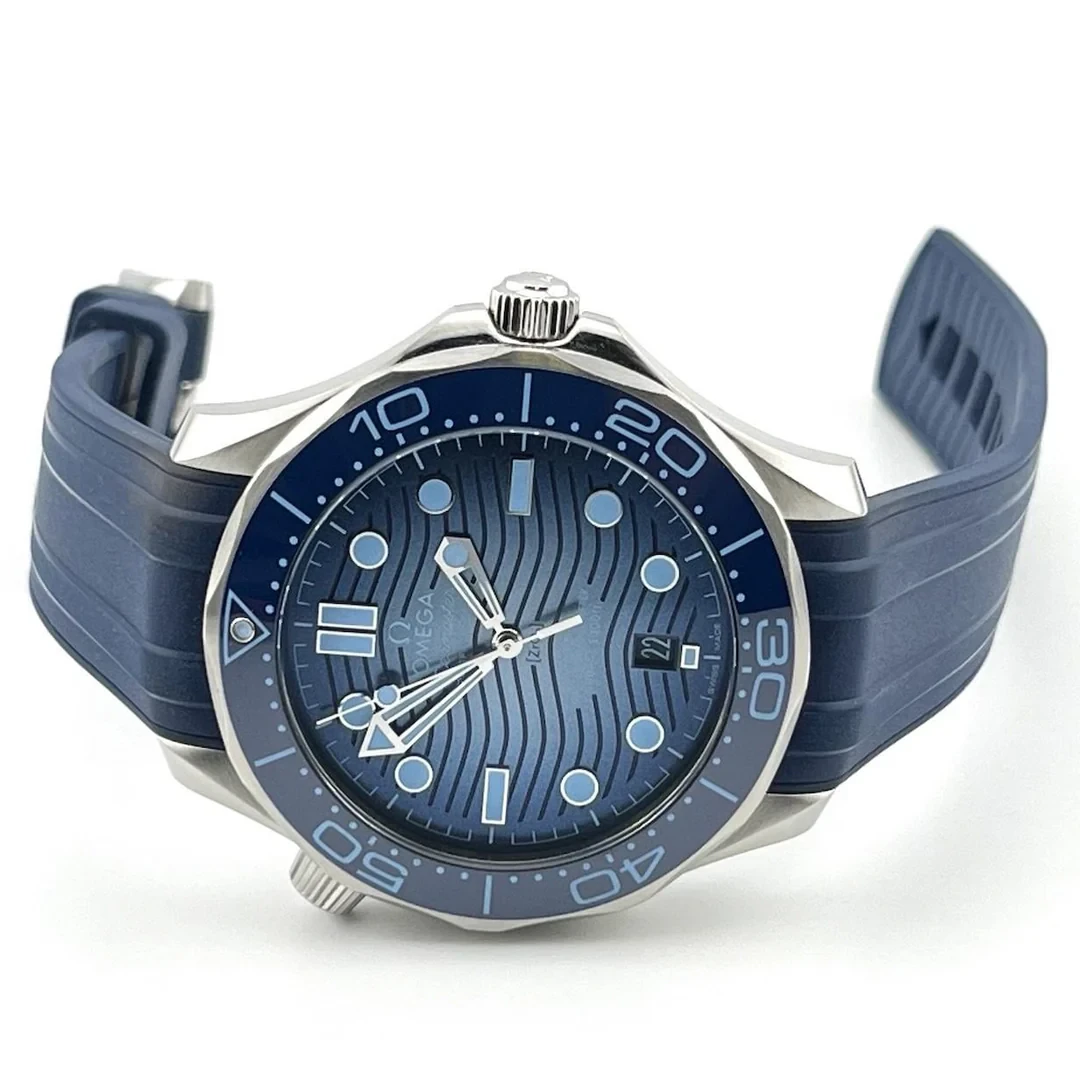 Omega Seamaster Diver 300m Co-axial Summer Blue 42mm 210.32.42.20.03.002