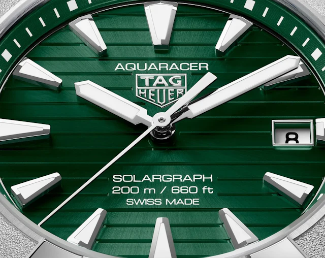 TAG Heuer Aquaracer Professional 200 Solargraph Green dial 40mm WBP1118.BA0047