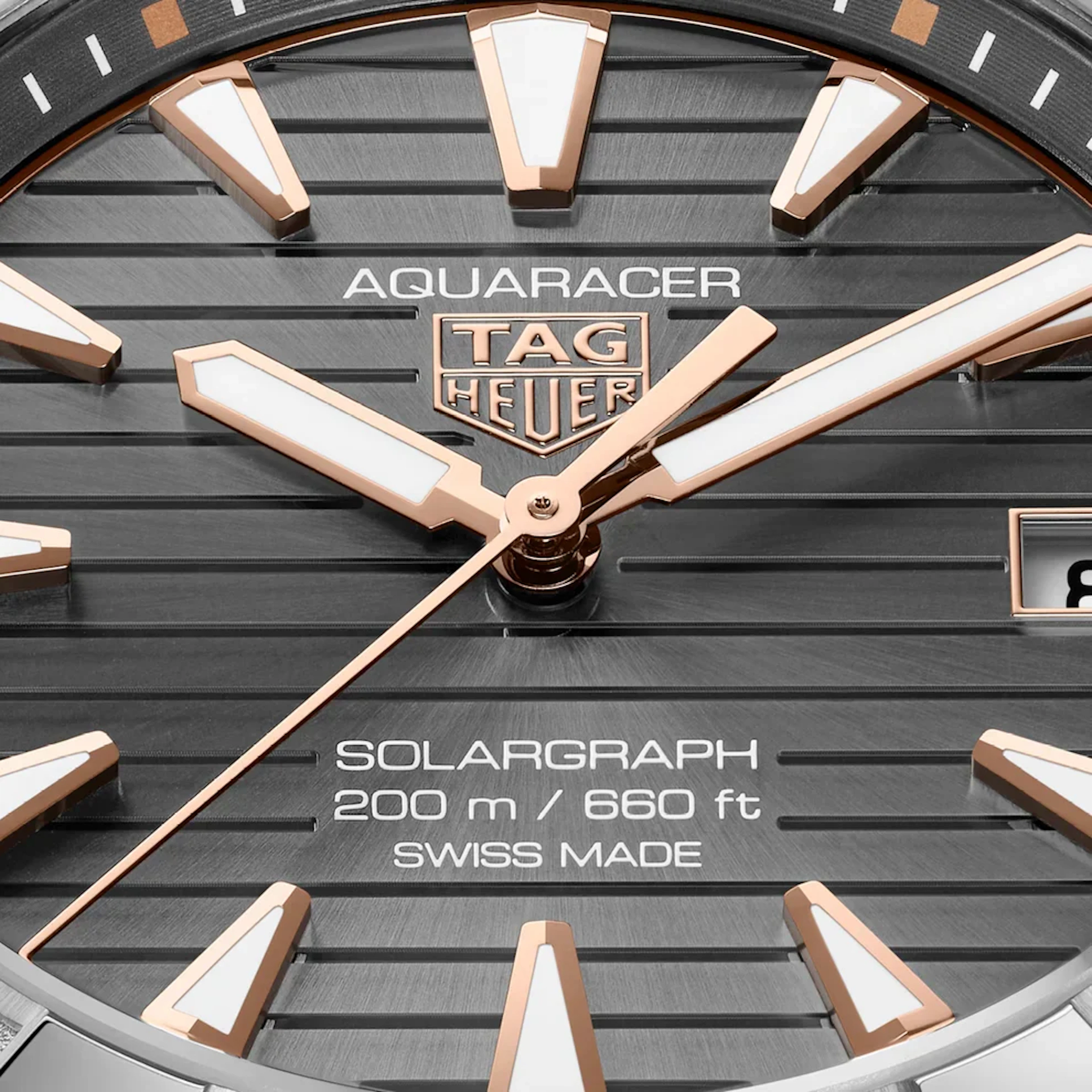 TAG Heuer Aquaracer Professional 200 Solargraph Solar Quartz, 40 mm