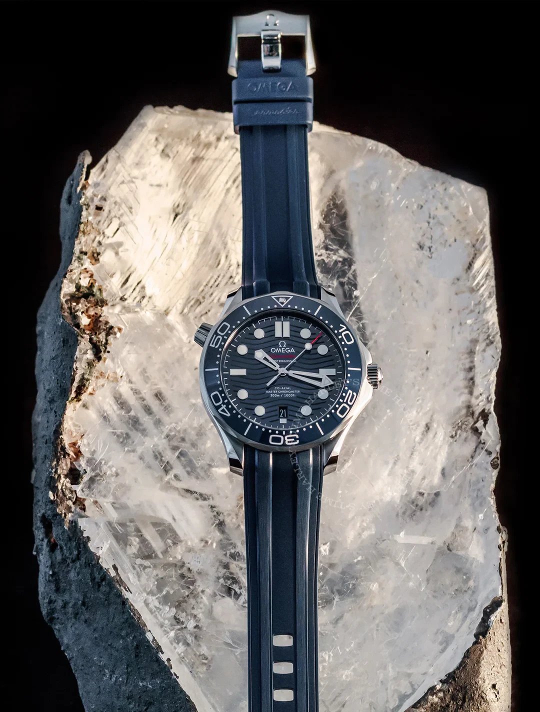 Omega Seamaster Diver 300M Blue Dial Rubber Strap 42 210.32.42.20.03.001