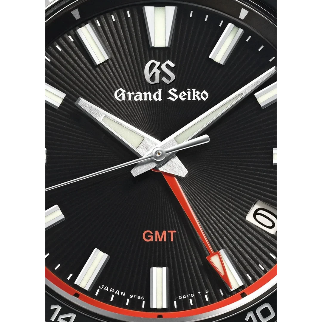 Grand Seiko Sport Collection Black dial 40mm SBGN019 Bracelet