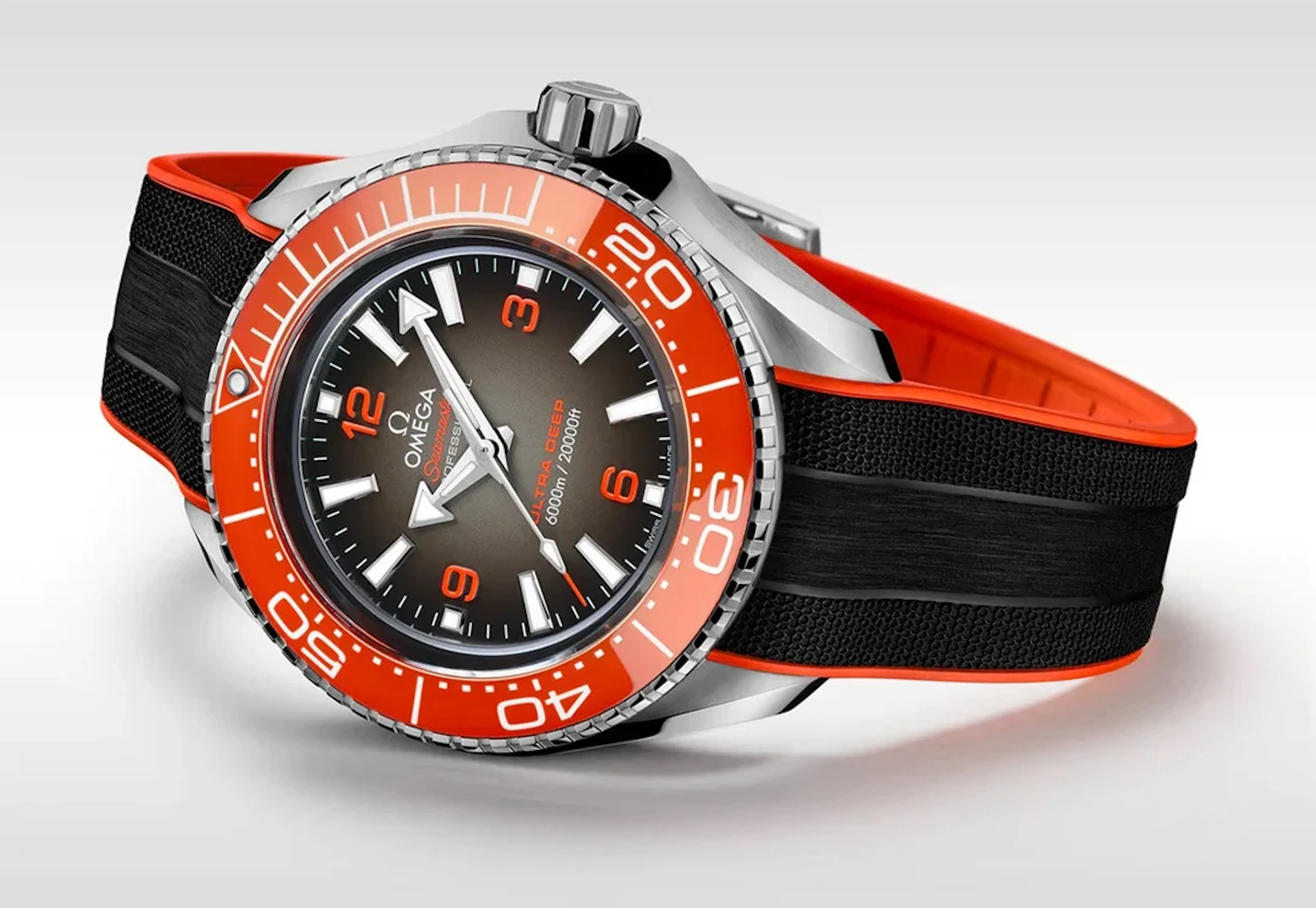 Omega Seamaster Planet Ocean 6000M Red 45.5mm 215.32.46.21.06.001