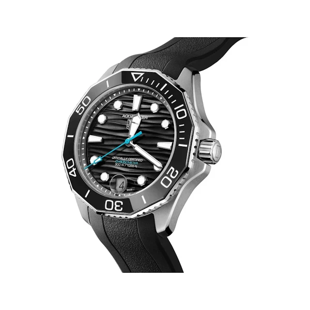TAG Heuer Aquaracer 300 Black dial 42mm Date WBP5110.FT6257 Rubber Stap