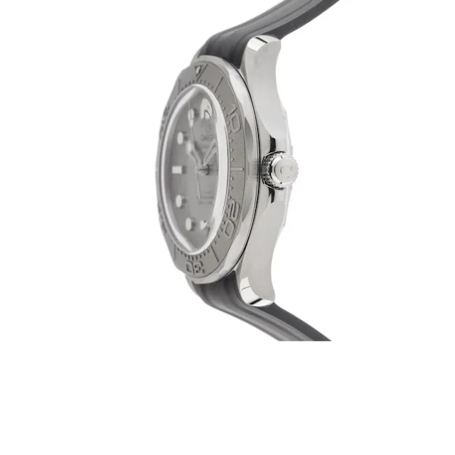 Omega 42mm Gray Dial Diver 300m 42mm 210.32.42.20.06.002 Rubber strap