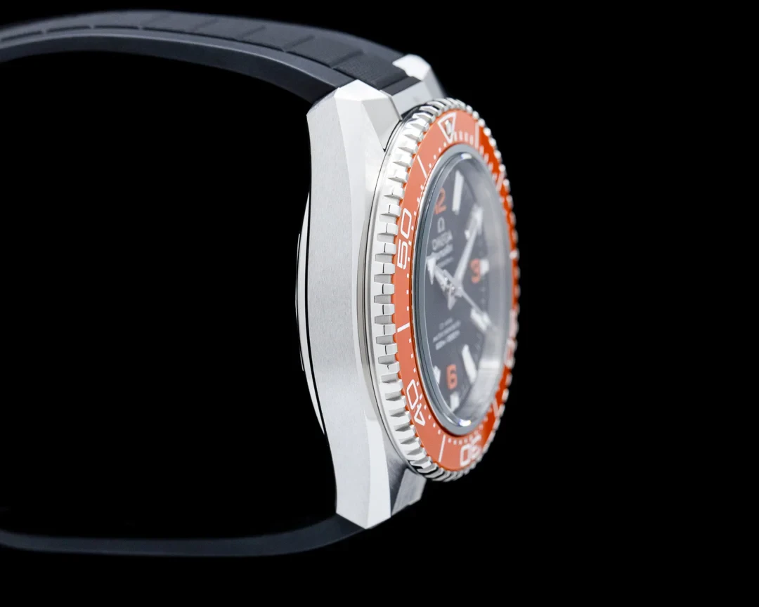 Omega Seamaster Planet Ocean 600m Blk dial 42mm 217.32.42.21.01.003