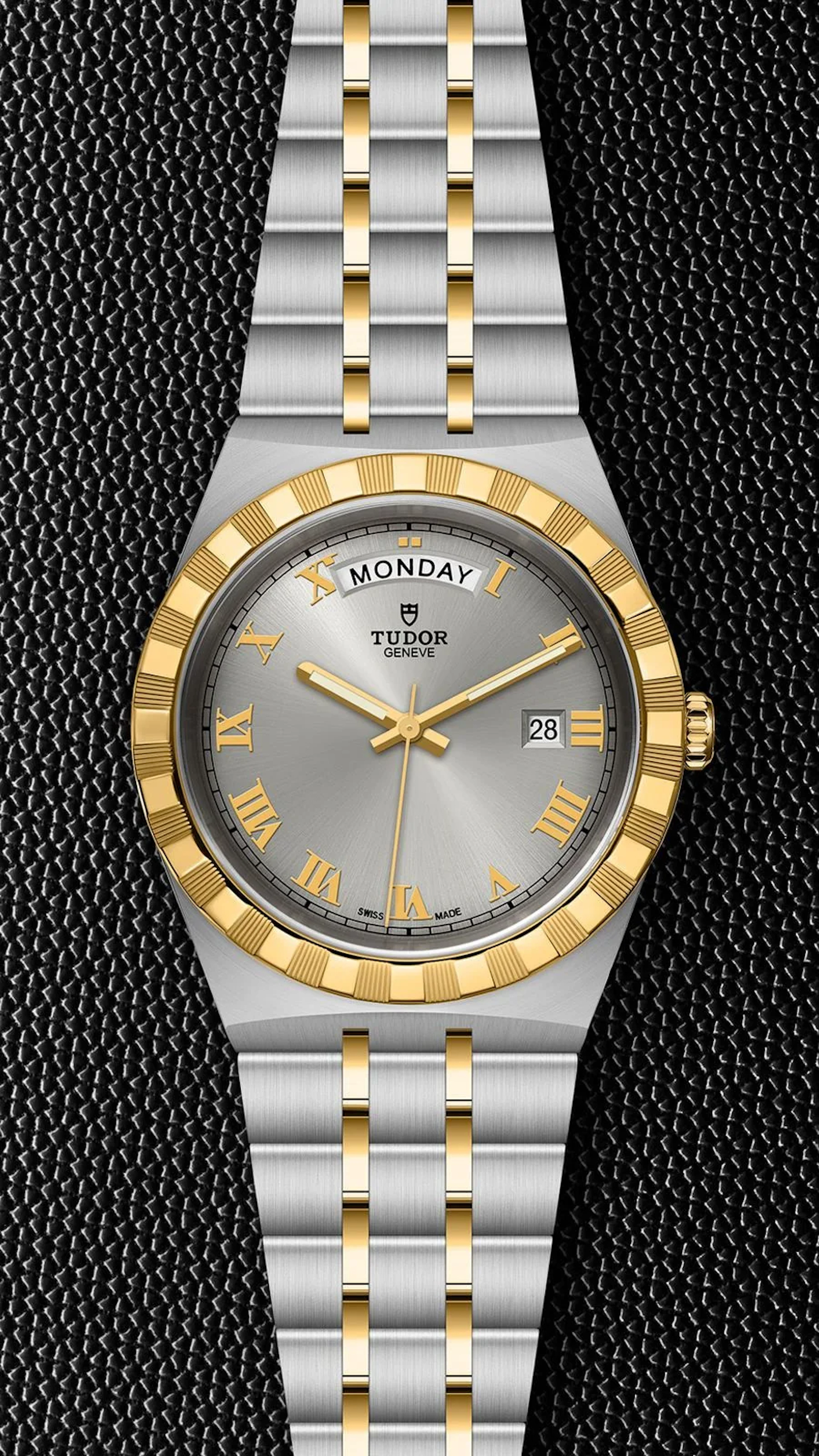 Tudor Royal Steel and yellow gold bracelet Silver dial 41mm M28603-0001