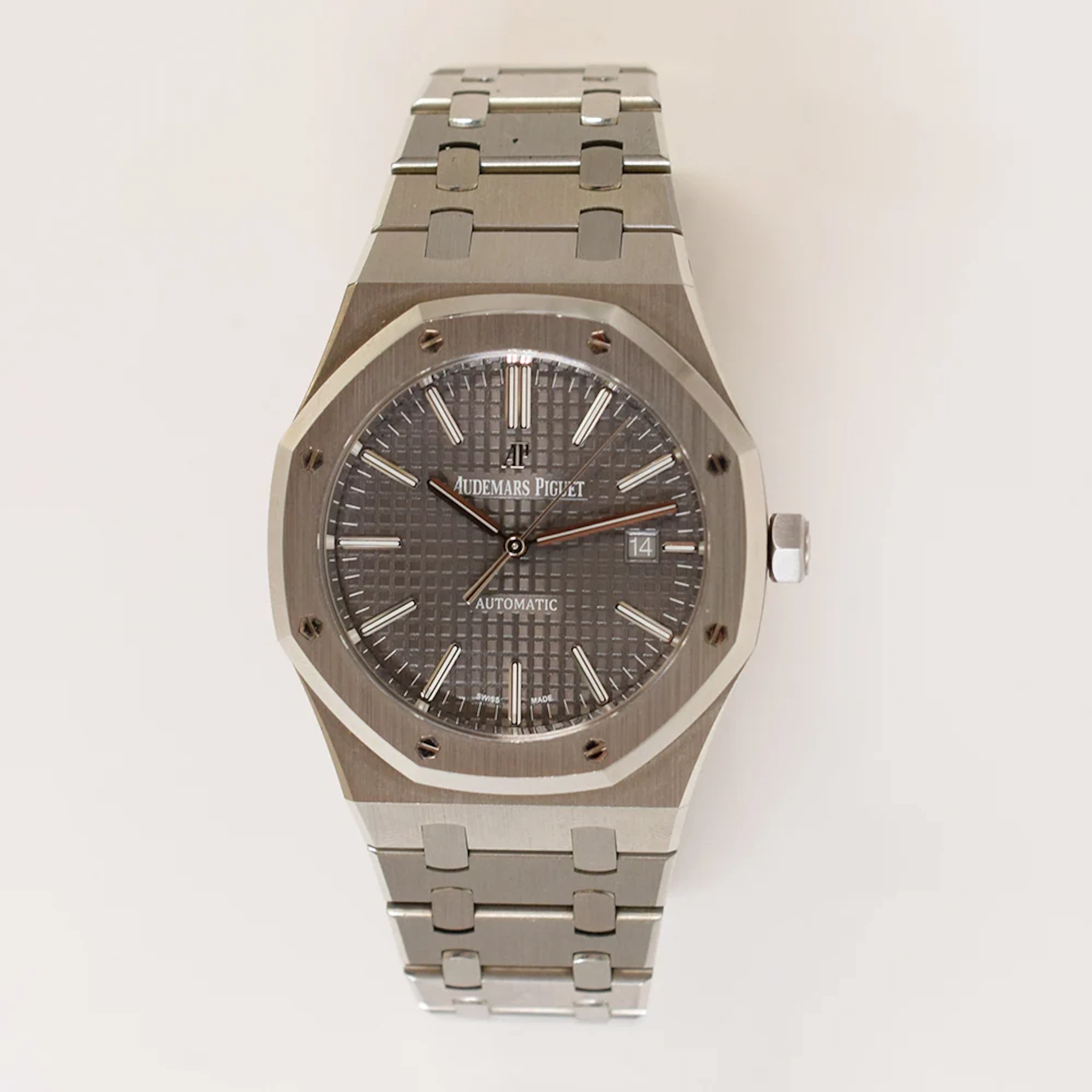 Audemars Piguet Royal Oak 15400ST.OO.1220ST.04