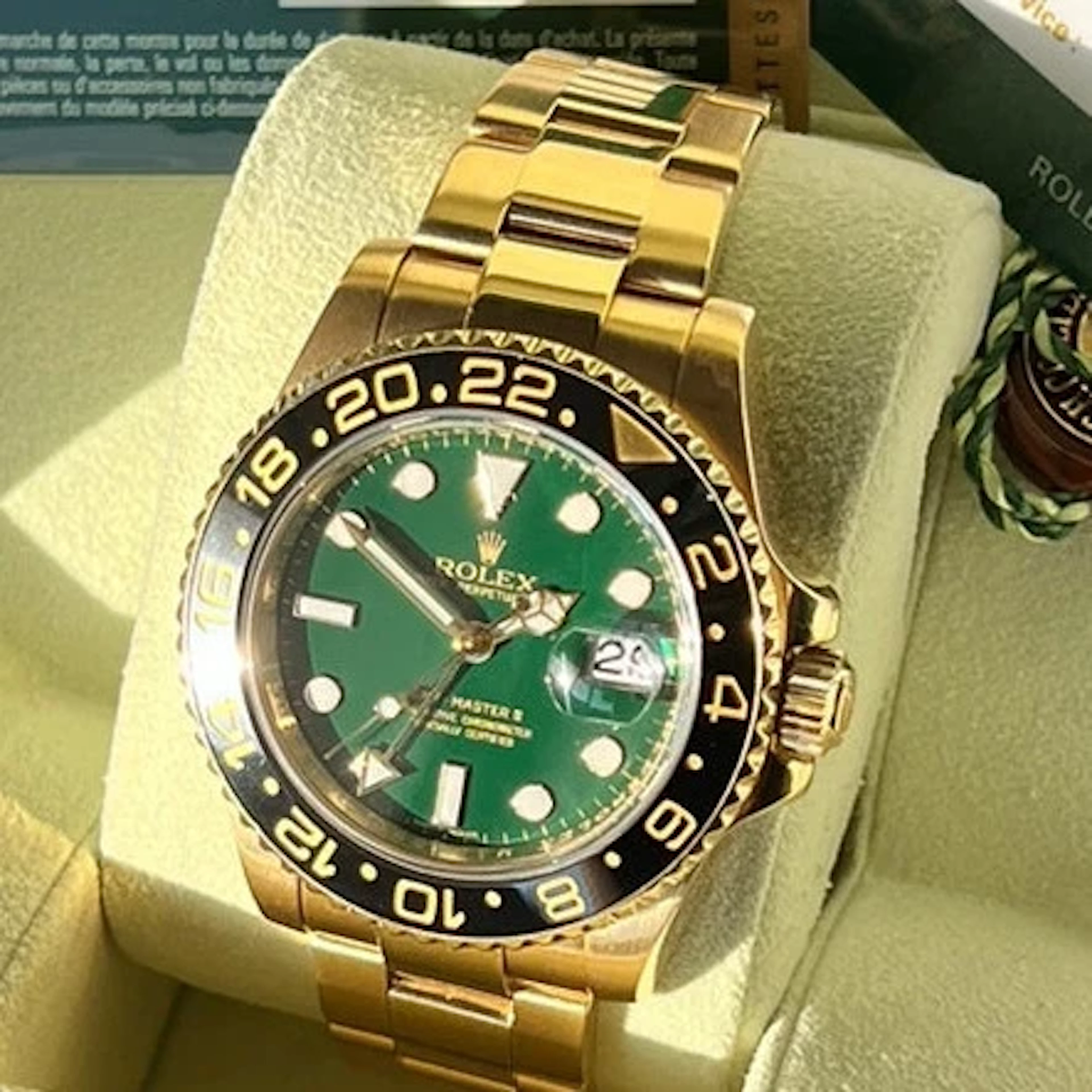Rolex GMT Master II 116718LN