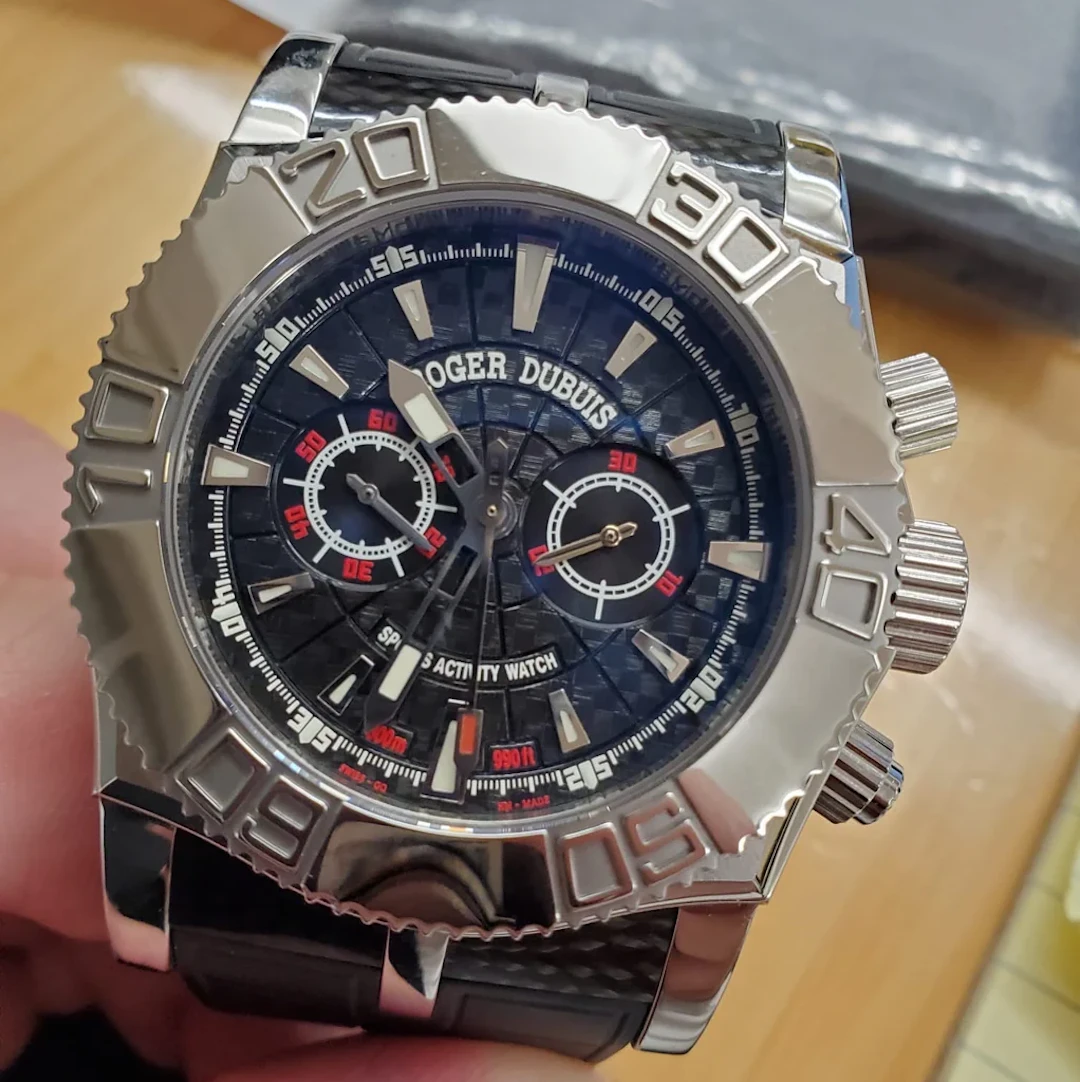 Roger Dubuis Easy Diver Chronograph SE46-56