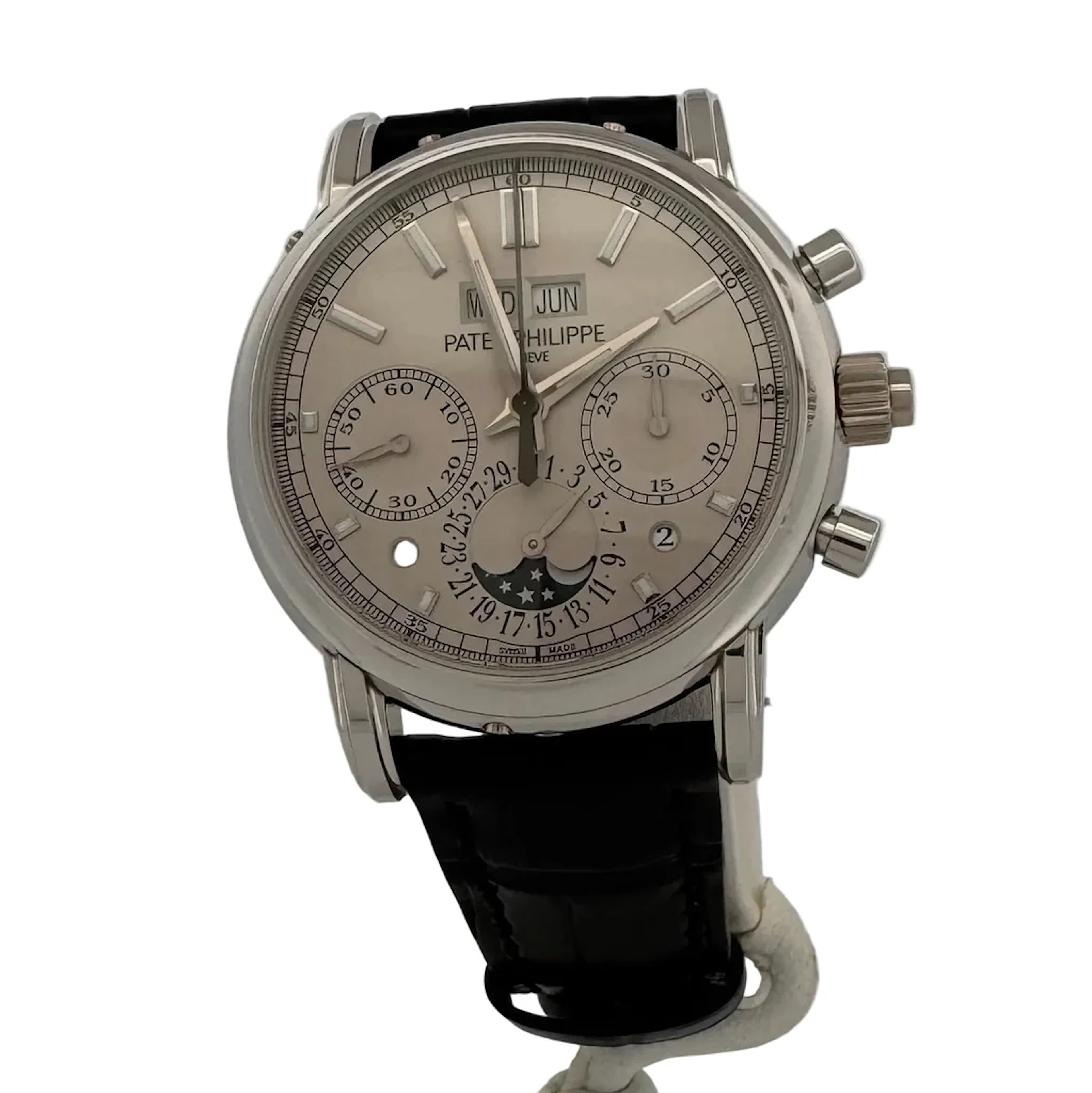 Patek Philippe 5204P-010