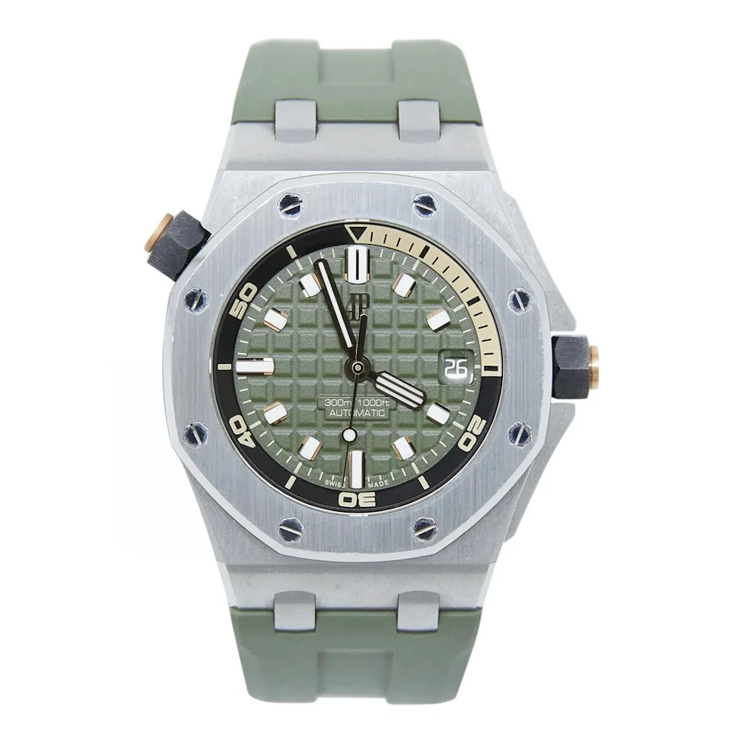 Audemars Piguet Royal Oak Offshore Diver 15720ST.OO.A052CA.01