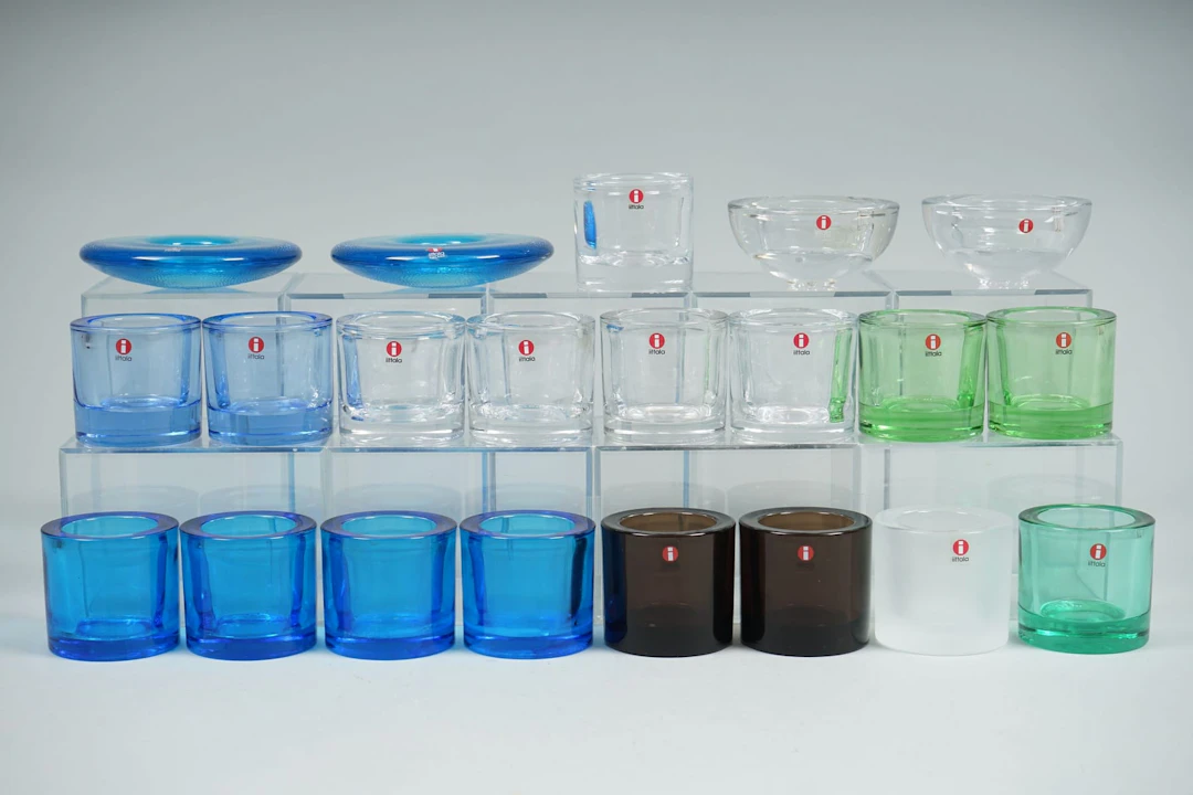 21 kpl, IITTALA, tuikkulyhtyjä, mm. HEIKKI ORVOLA, "Kivi"
