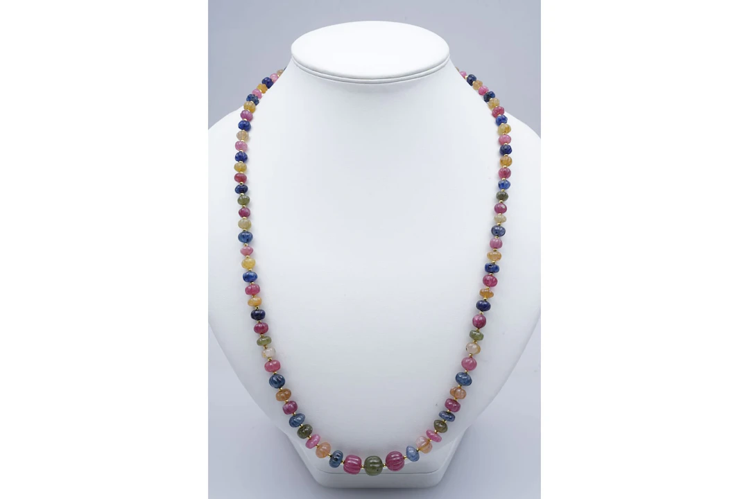 (3500) NECKLACE 1 row multicolore SAPPHIRES melon shape ( 5,5 to 10,5