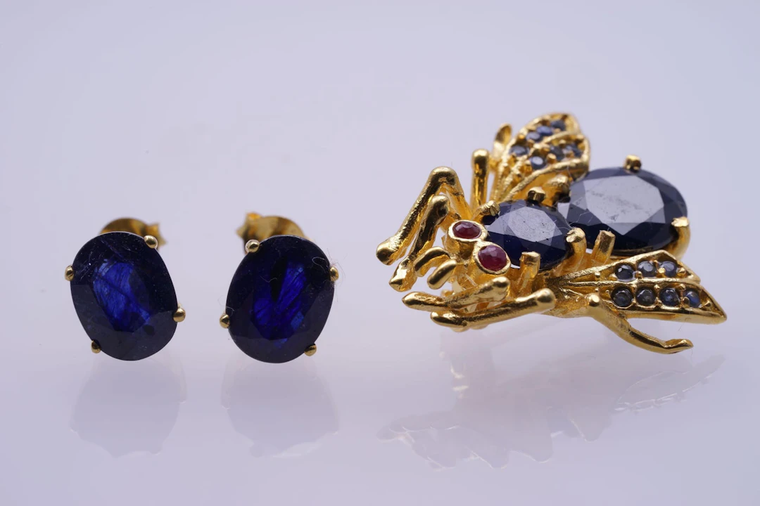 BROCH yellow SILVER 925/1000 "fly" RUBIES SAPPHIRES + EARRINGS yellow