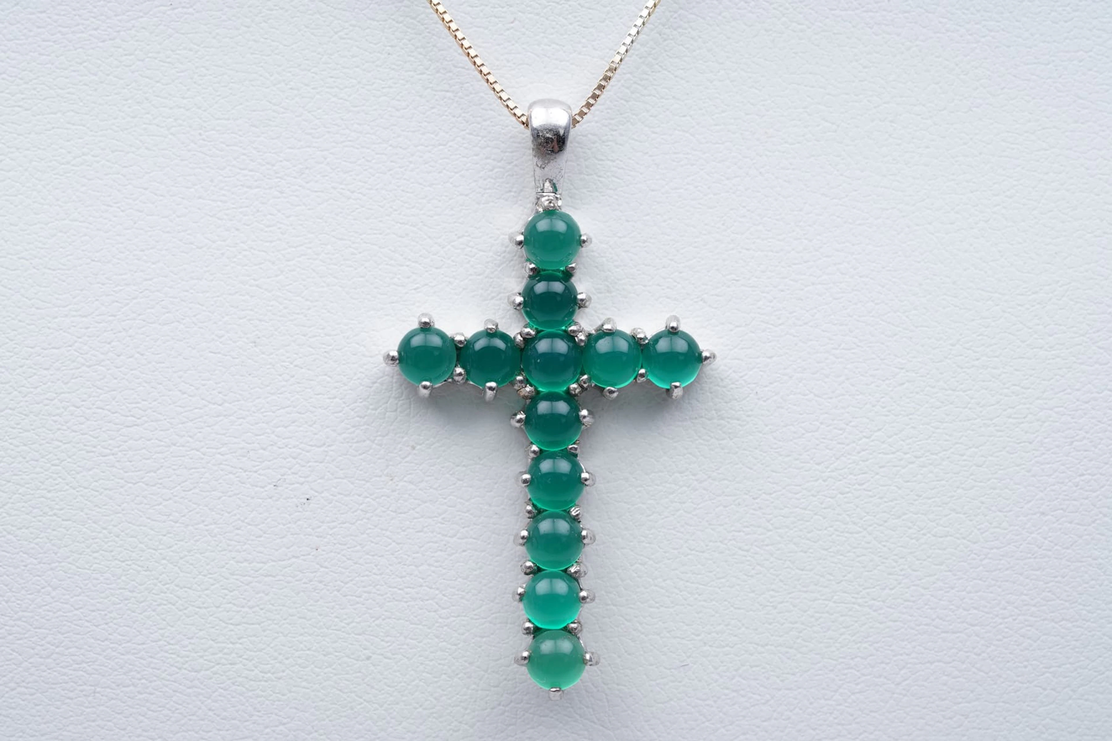 (3633) PENDANT " cross" SILVER 925 / 1000 green AGATHE + CHAIN SILVER