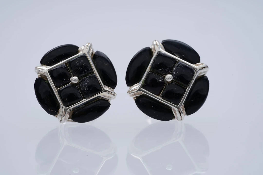 (3701) EARRINGS SILVER 925 / 1000 ONYX