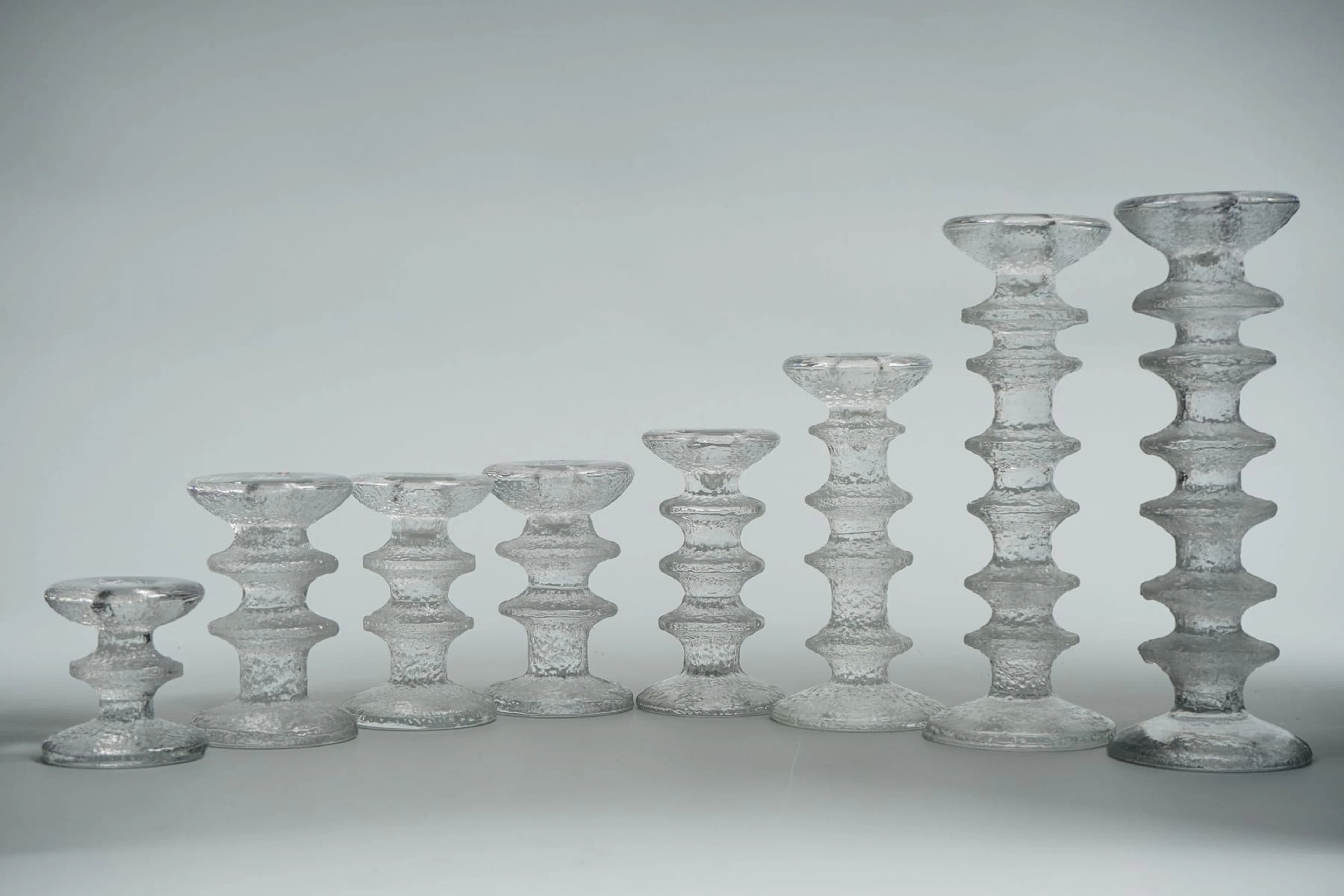 8 kpl, TIMO SARPANEVA, IITTALA, "Festivo" kynttilänjalkoja