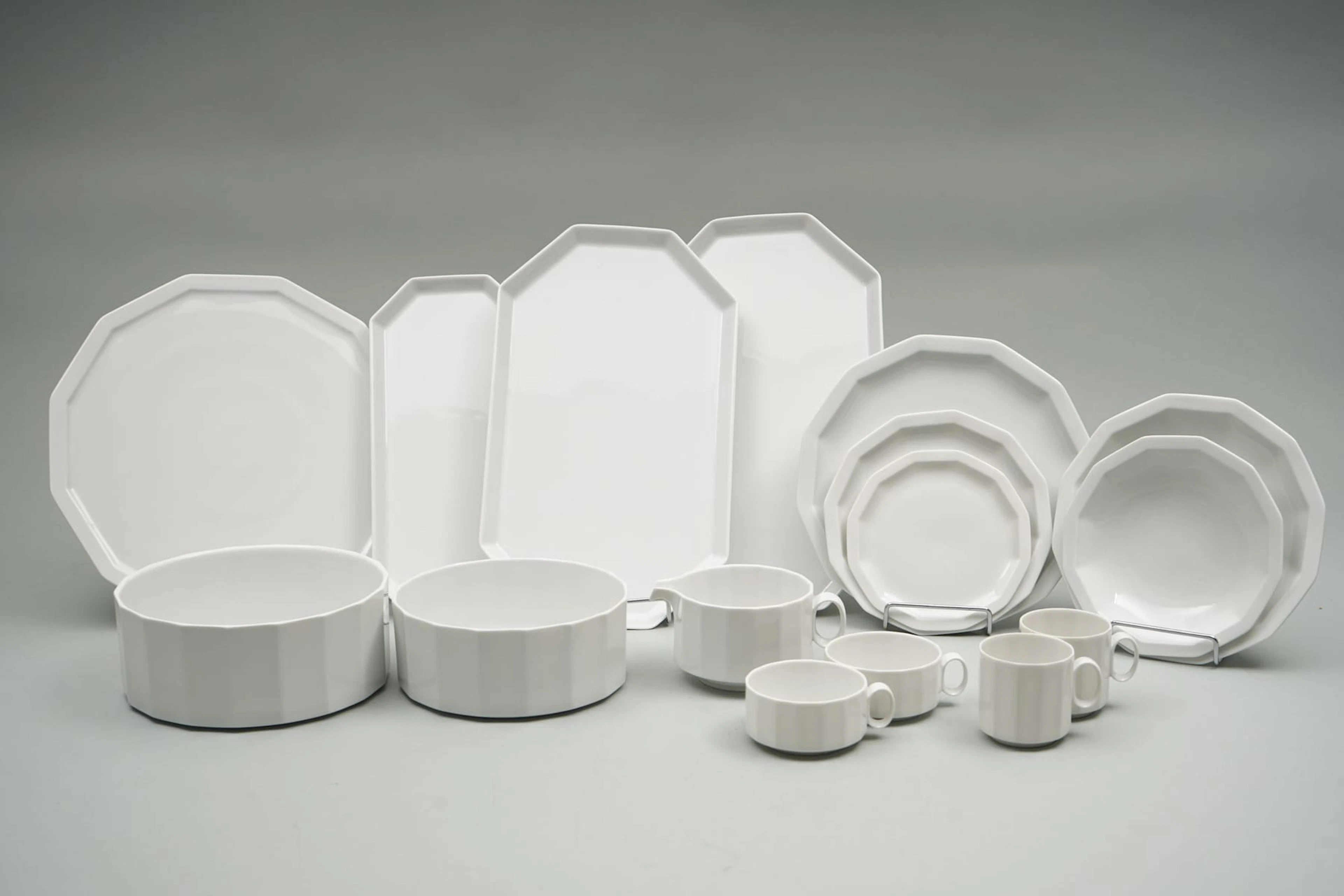 61 osaa, TAPIO WIRKKALA, ROSENTHAL, "Polygon"