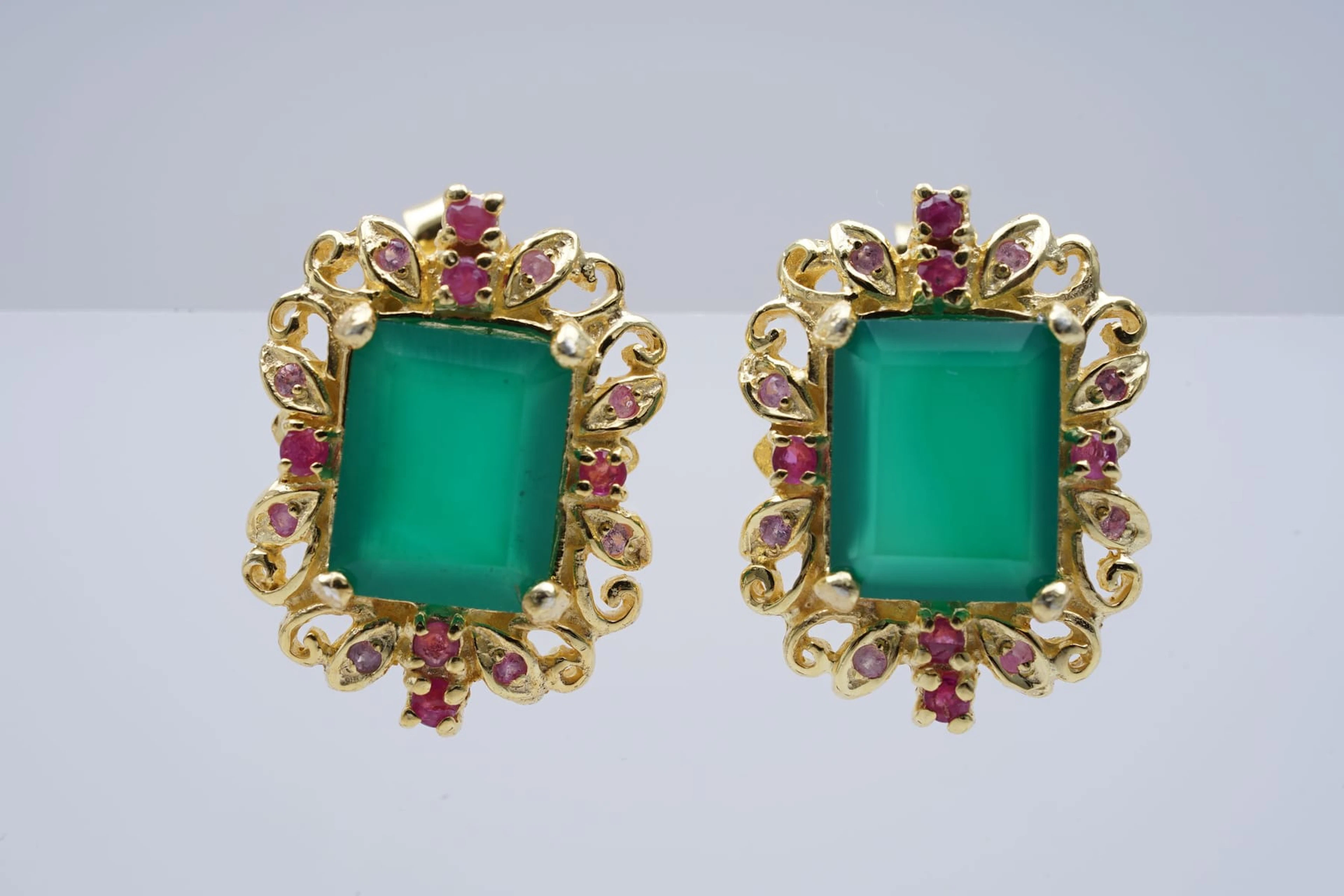 (3484) EARRINGS yellow SILVER 925 / 1000 CHRYSOPRASES rectangle RUBIES