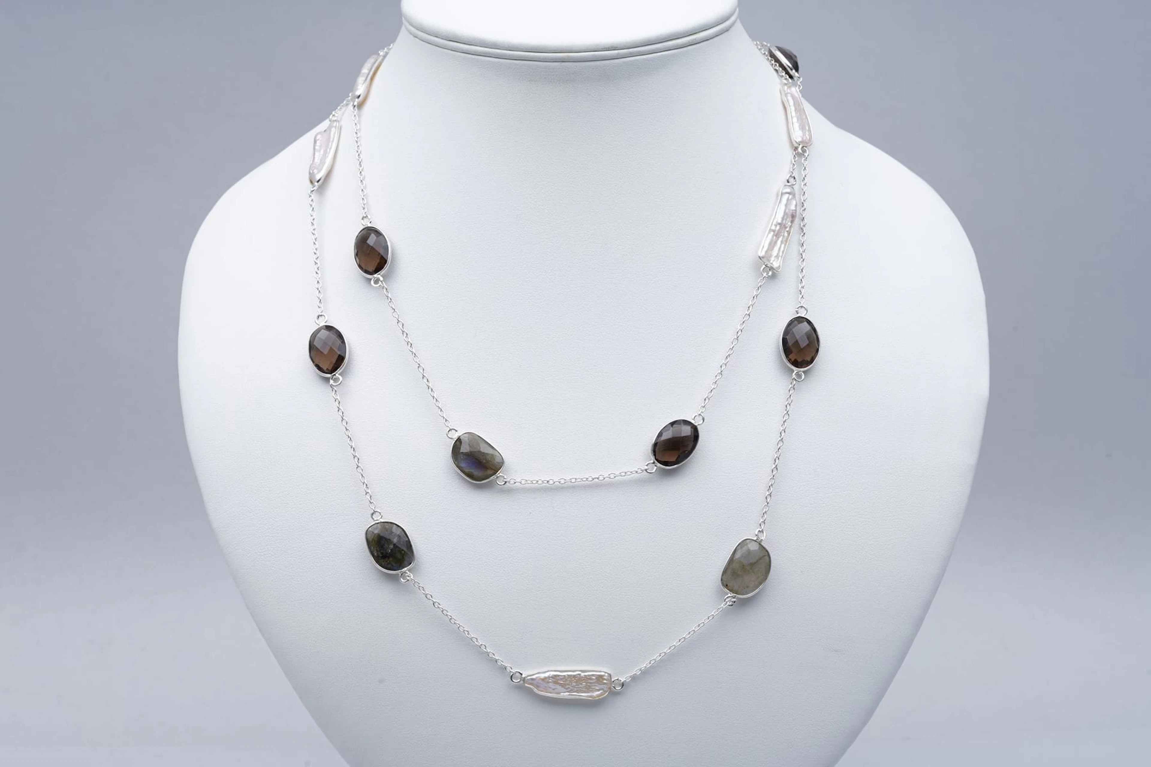(3322) NECKLACE SILVER 925 / 1000 smocky QUARTZ LABRADORITES SHELL