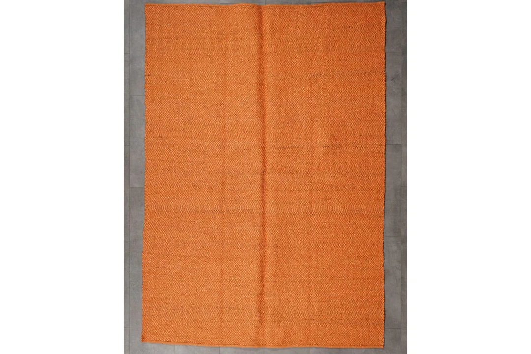 Kudottu matto, 240 x 170 cm, Intia