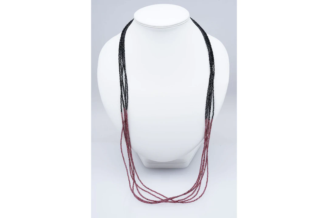 (3331) NECKLACE 5 rows black SPINELS GARNETS CLASP yellow SILVER 925 /1000