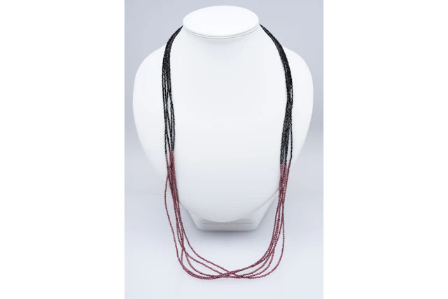 (3331) NECKLACE 5 rows black SPINELS GARNETS CLASP yellow SILVER 925 /1000