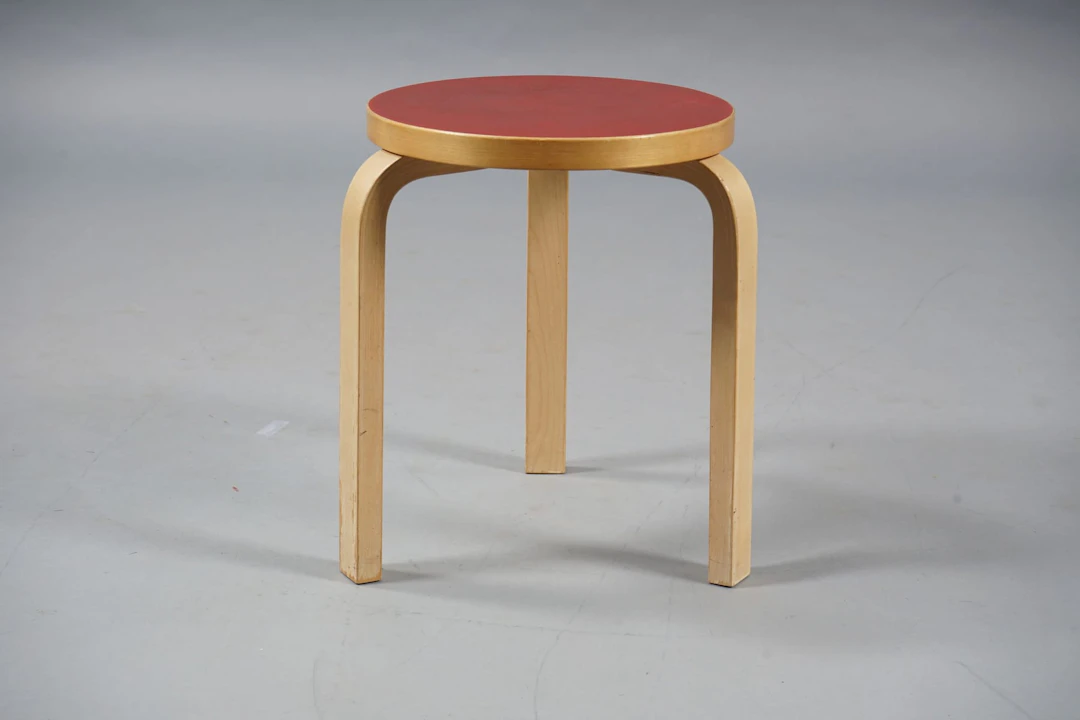 ALVAR AALTO, ARTEK, jakkara, malli 60
