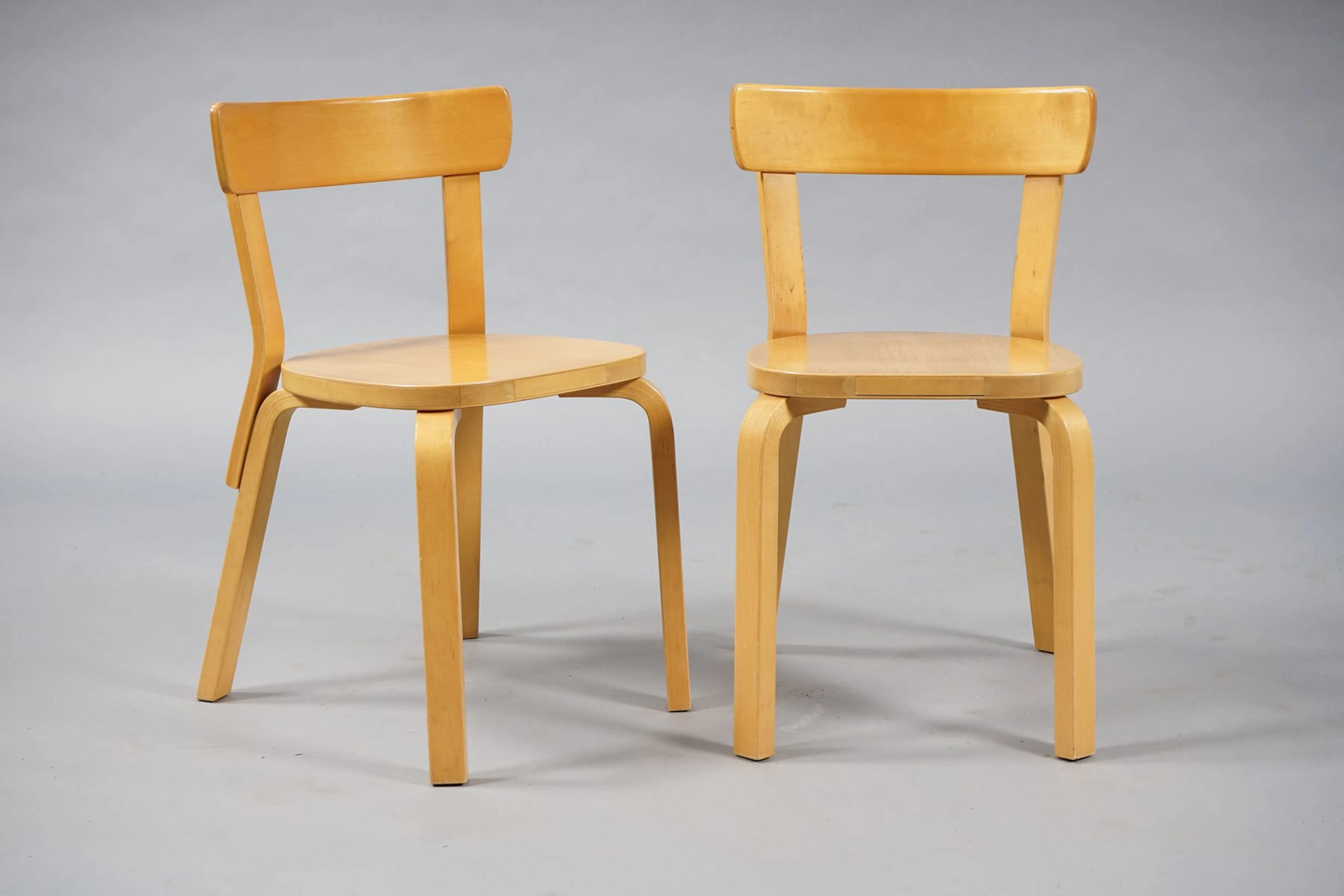 2 kpl ALVAR AALTO, ARTEK, tuoleja, malli 69
