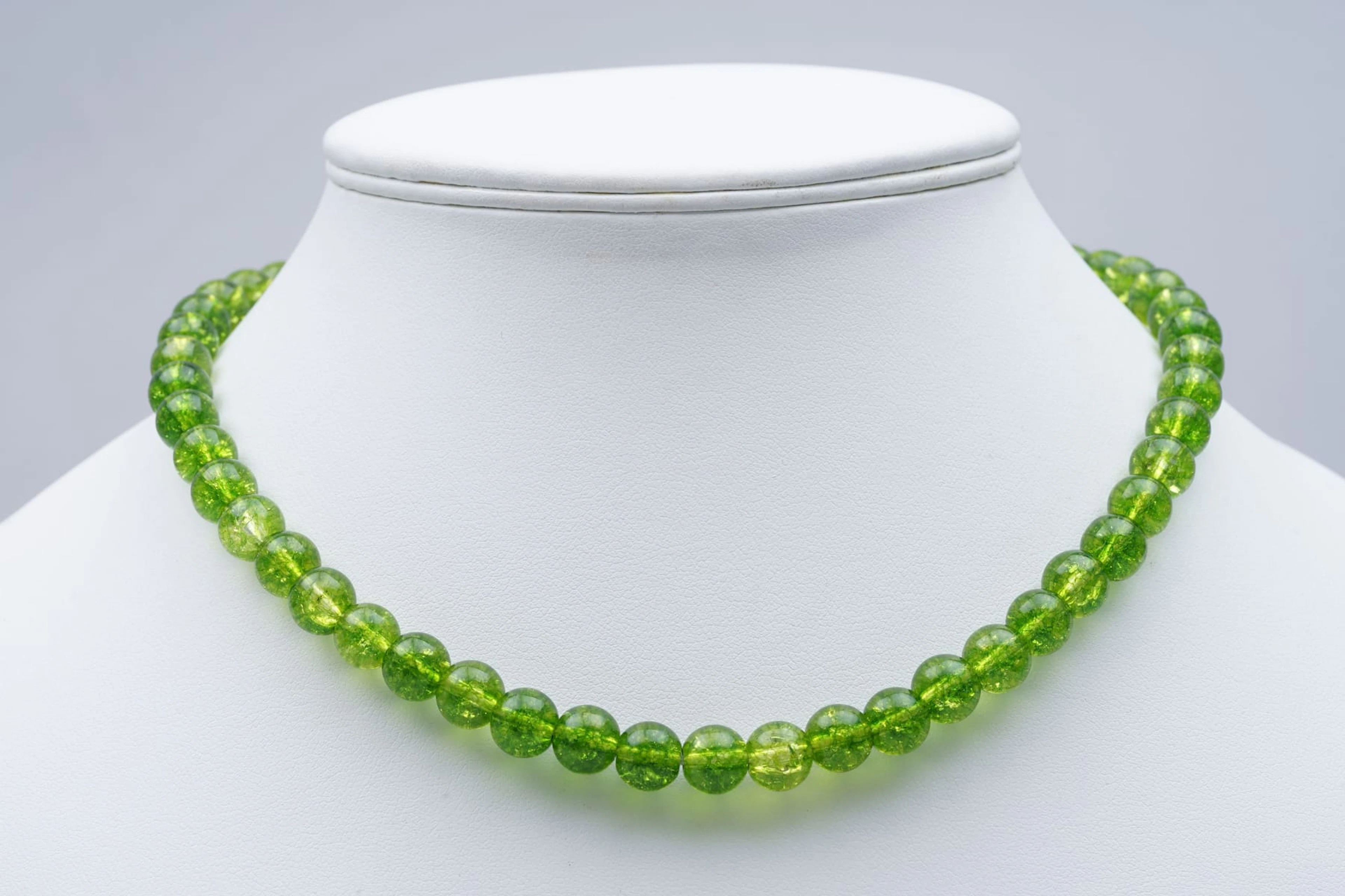 (3845) NECKLACE 1 row PERIDOT 8 mm approx - CLASP SILVER 925 / 1000