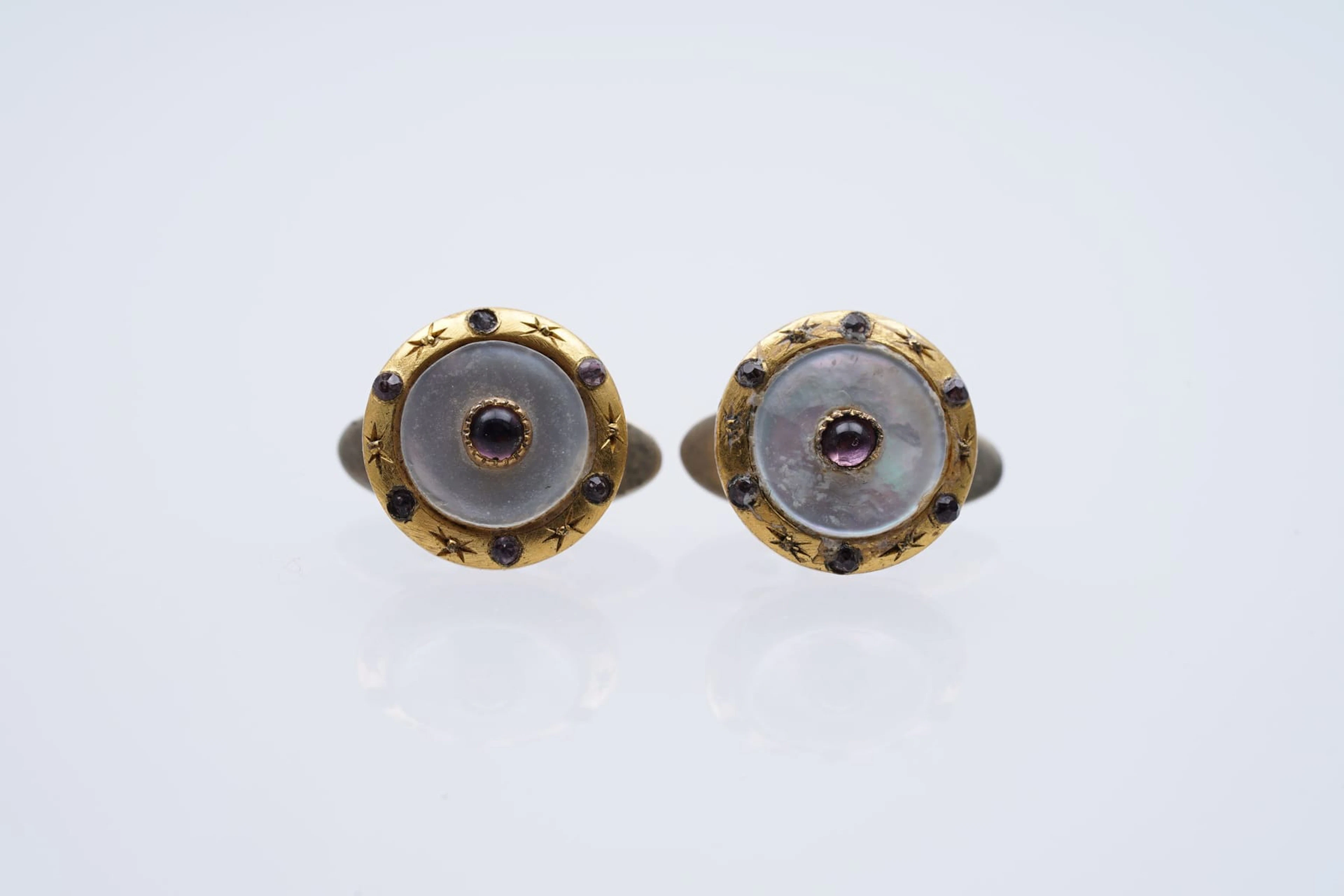 (3260) PAIR of BUTTONS GOLD low title Vintage begin 20 ieme century