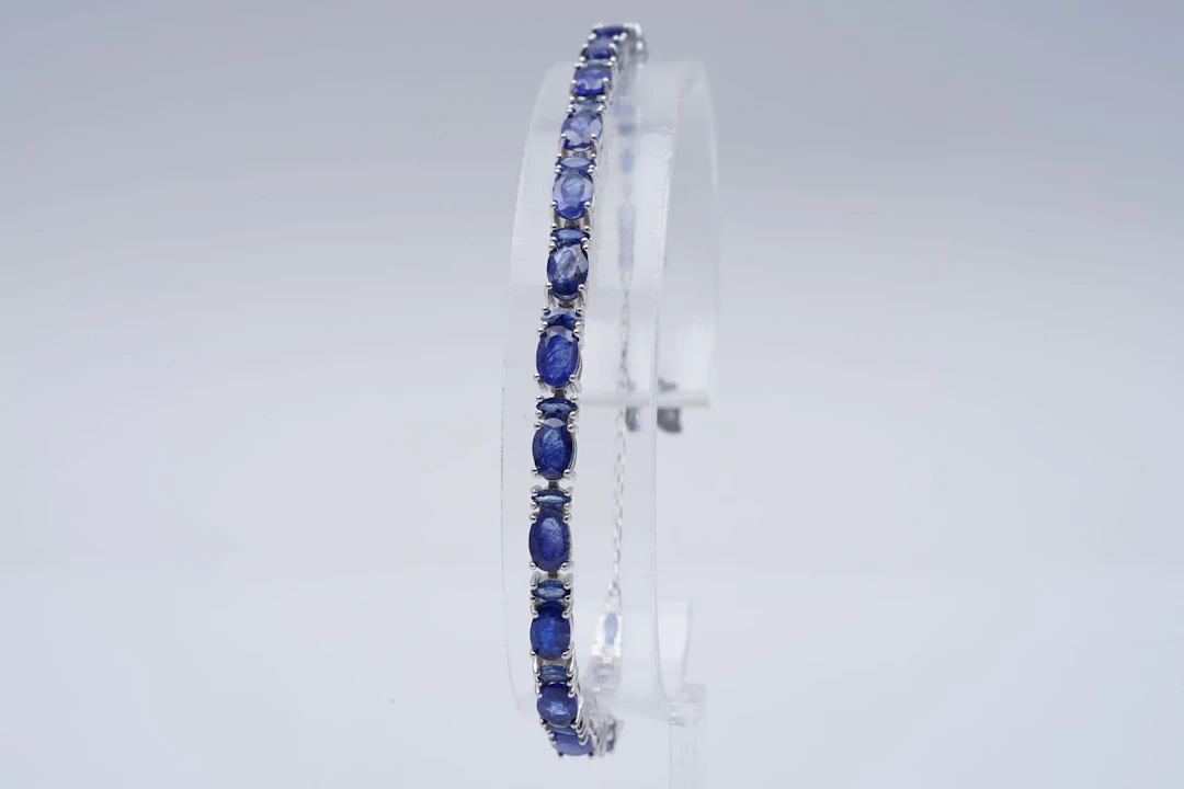 (3396) BRACELET SILVER 925 / 1000 SAPPHIRES