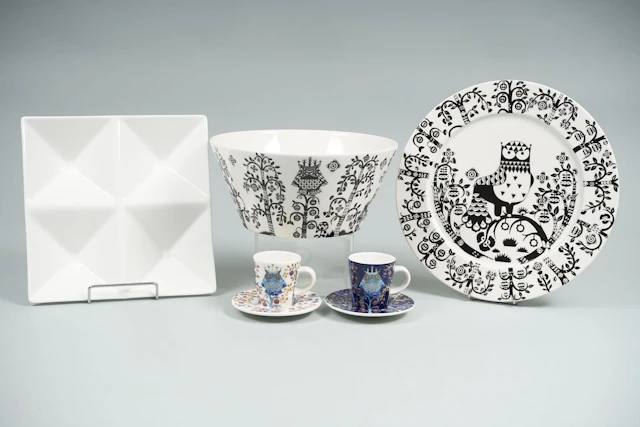 6 kpl, ARABIA ja IITTALA, keramiikka-astioita