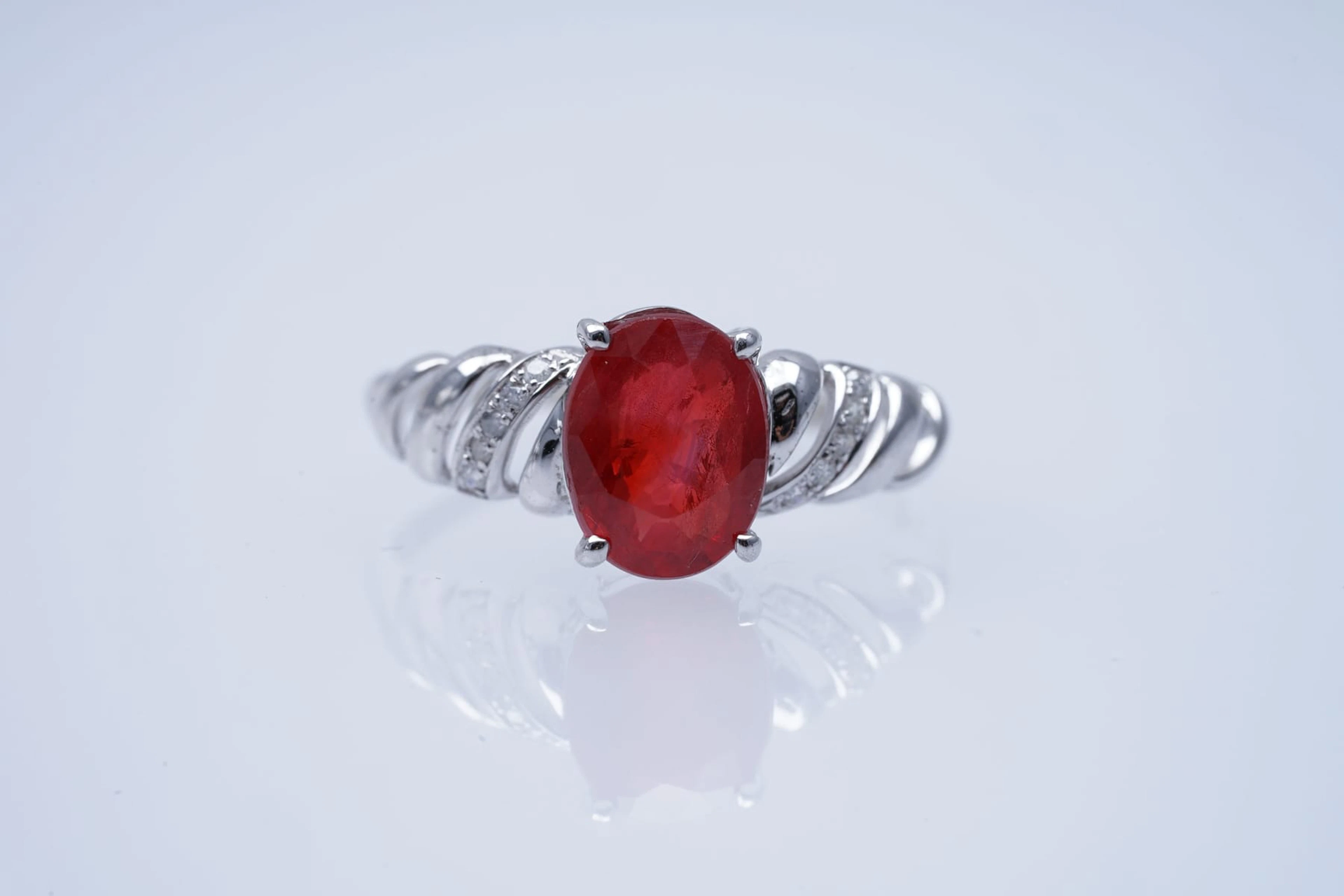 RING pink GOLD 375 / 1000 orange SAPPHIRE ( 1,89 ) DIAMONDS ( 0,05 ), nro 10711
