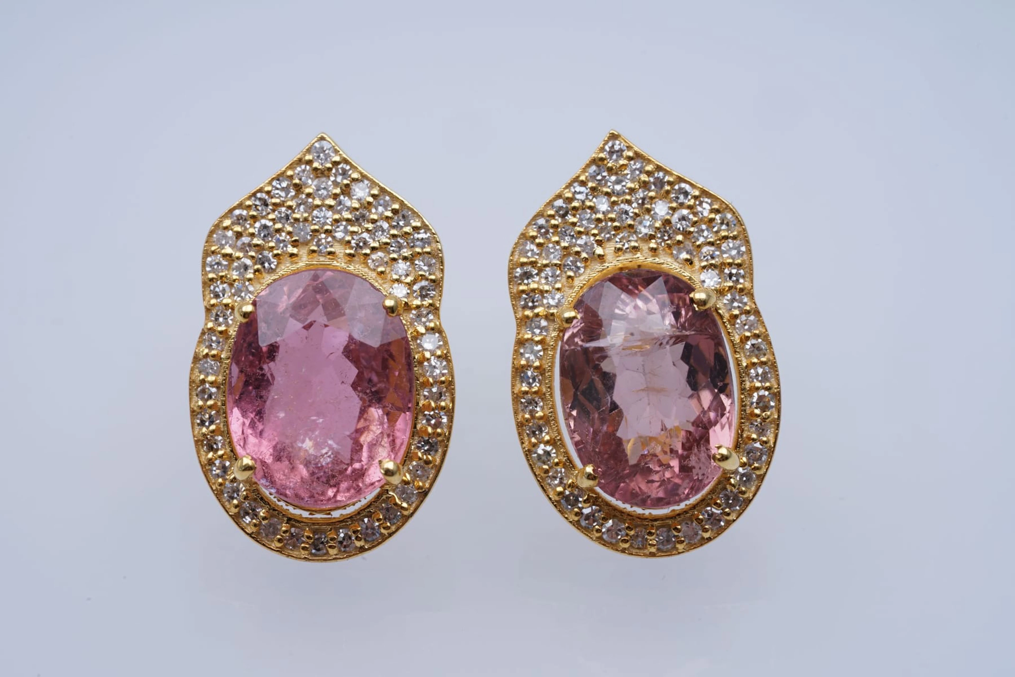 Korvakorut kultaa 375/1000, pink TOURMALINES (5.5) DIAMONDS (0.3)
