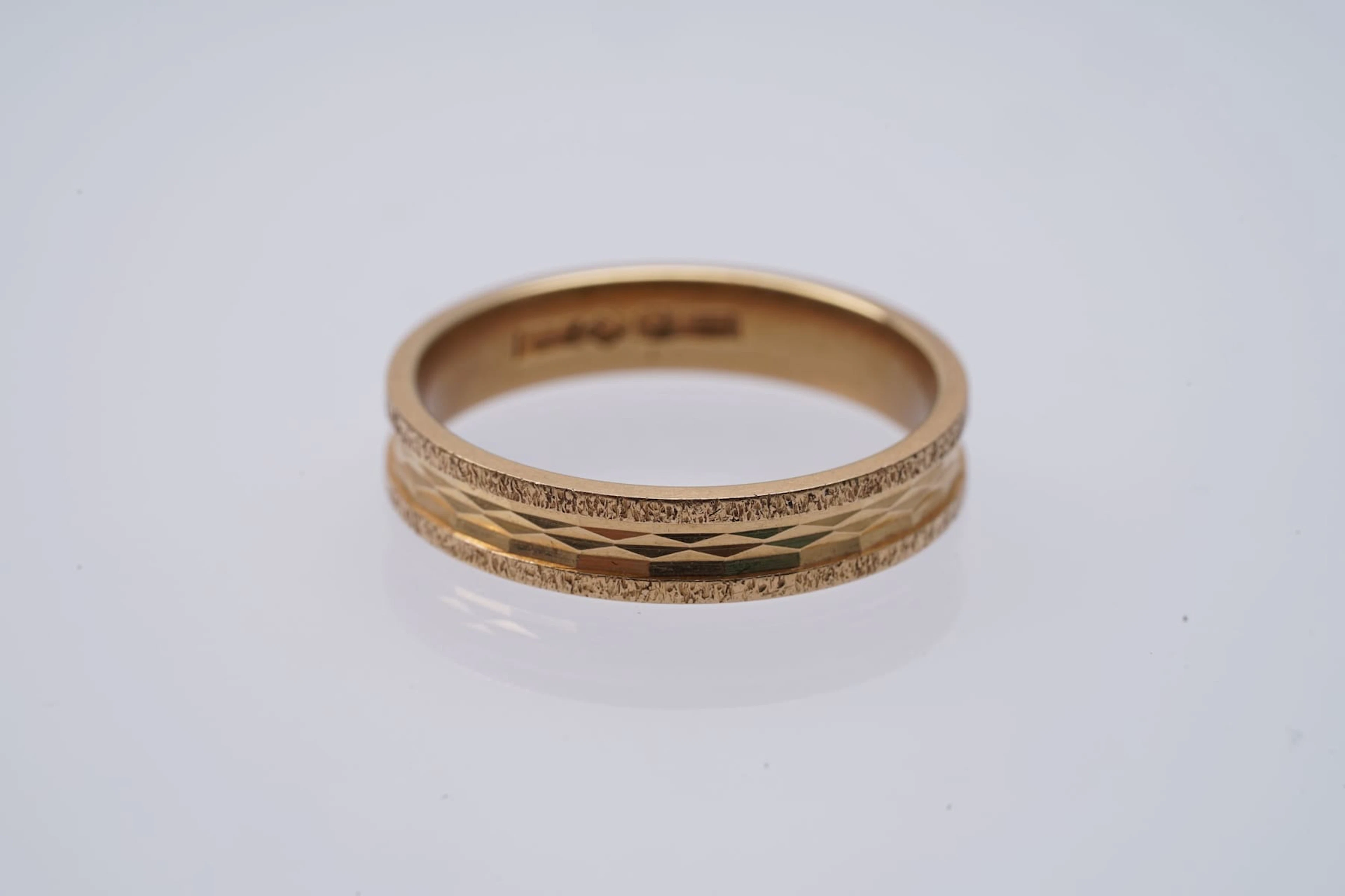 Kultaa 18 k, 3,65 g