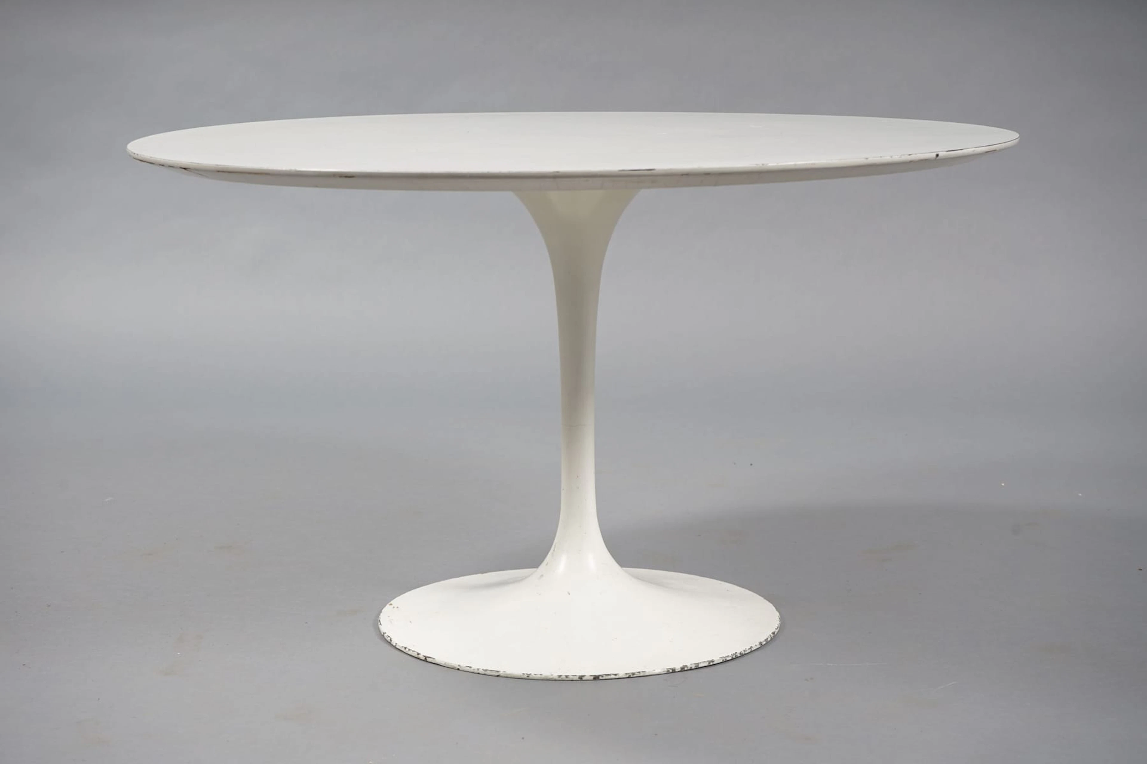 EERO SAARINEN, pöytä, "Tulip"