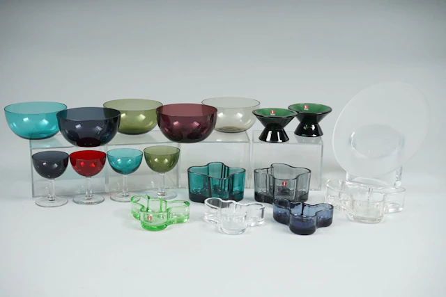 17 kpl, lasia, NUUTAJÄRVI ja IITTALA