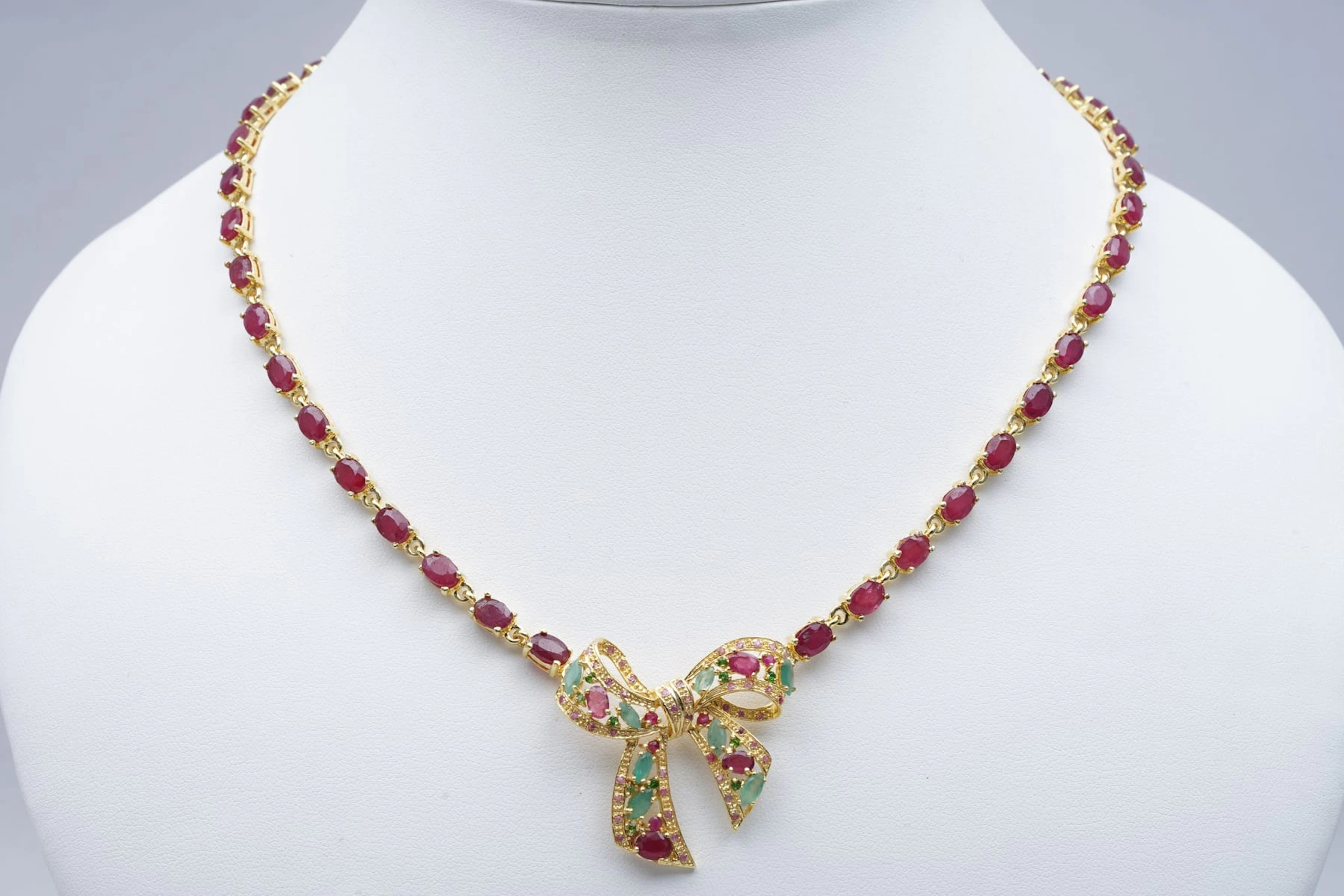 (3672) NECKLACE and PENDANT yellow SILVER 925 / 1000 RUBIES EMERALDS