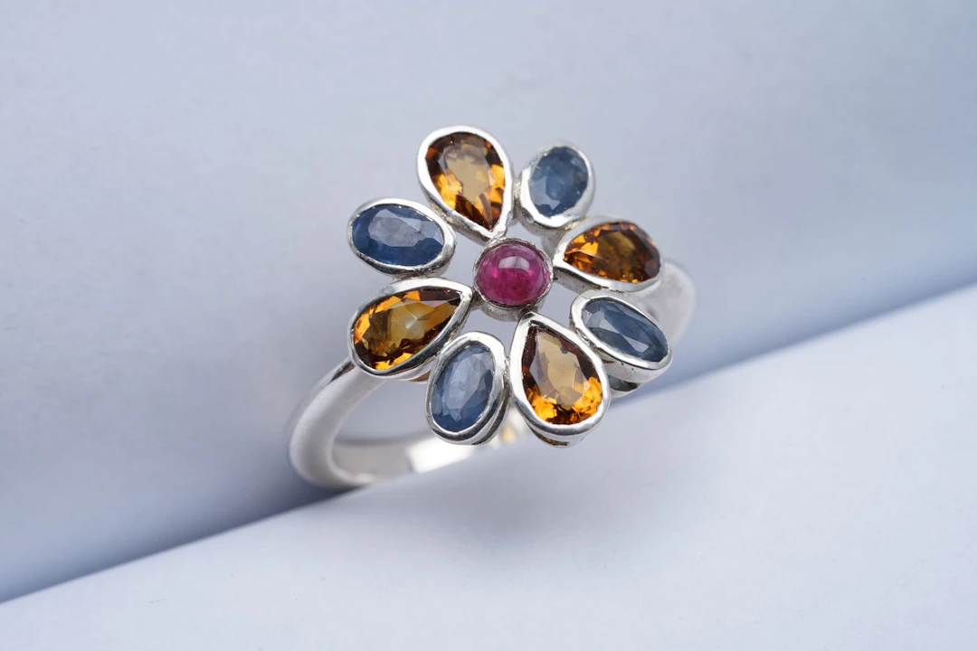 (3664) RING SILVER 925 / 1000 SAPPHIRES RUBY CITRINES