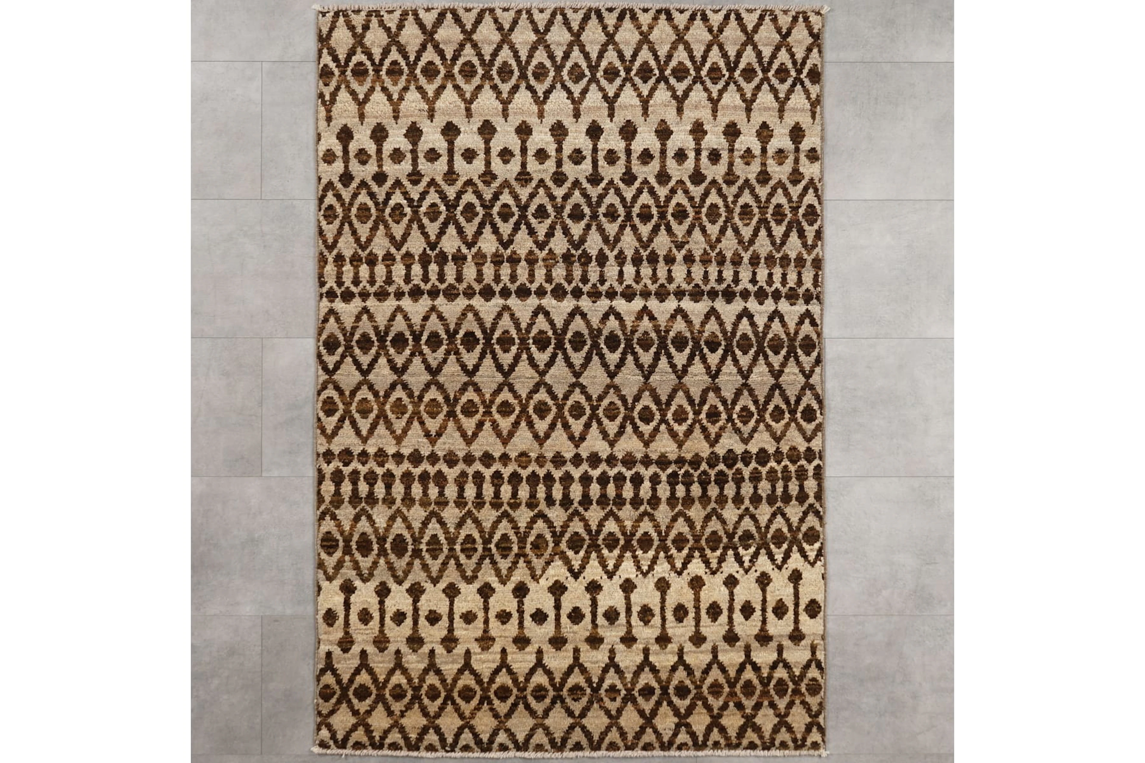 Käsinsolmittu matto, 170 x 116 cm, Abshari