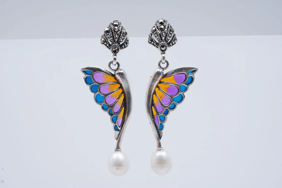 (3445) EARRINGS SILVER 925 / 1000 " butterfly " MARCASSITES ENAMEL