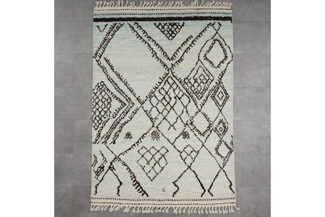 Käsinsolmittu matto, 184 x 137 cm, Berber