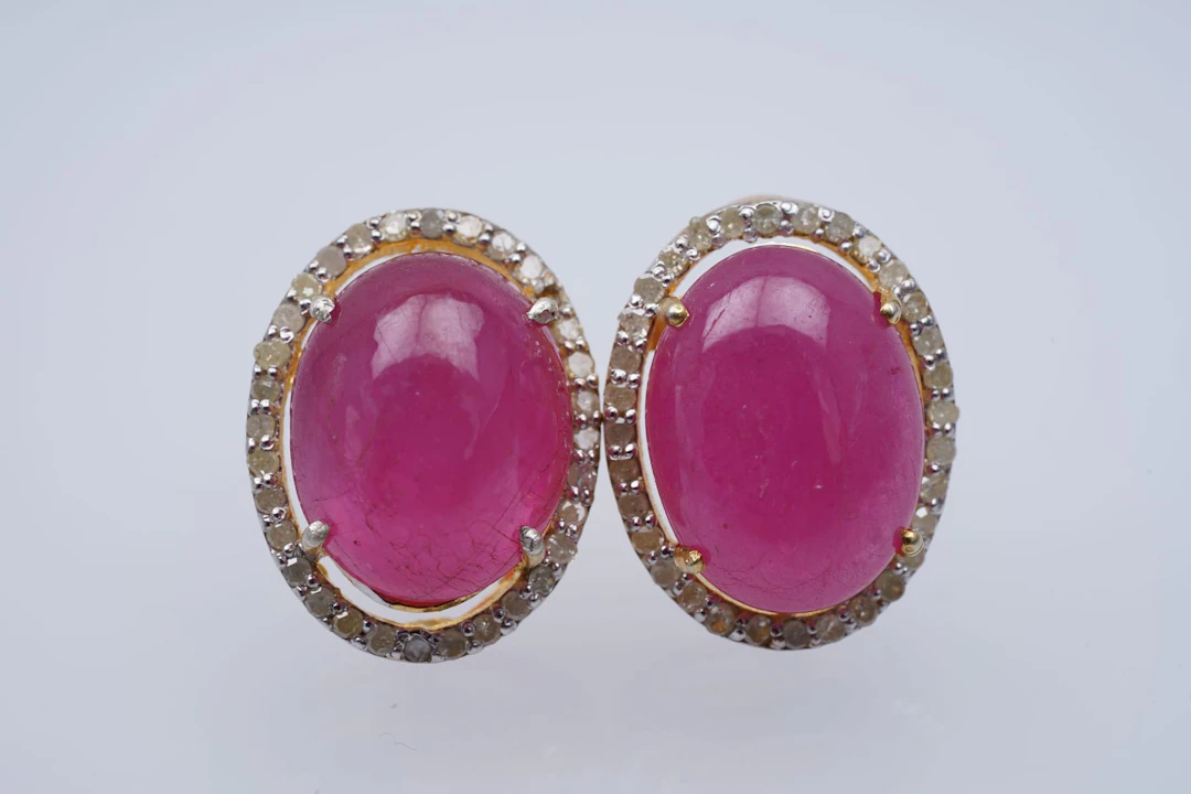 (3283) EARRINGS yellow SILVER 925 / 1000 treated RUBIES DIAMONDS