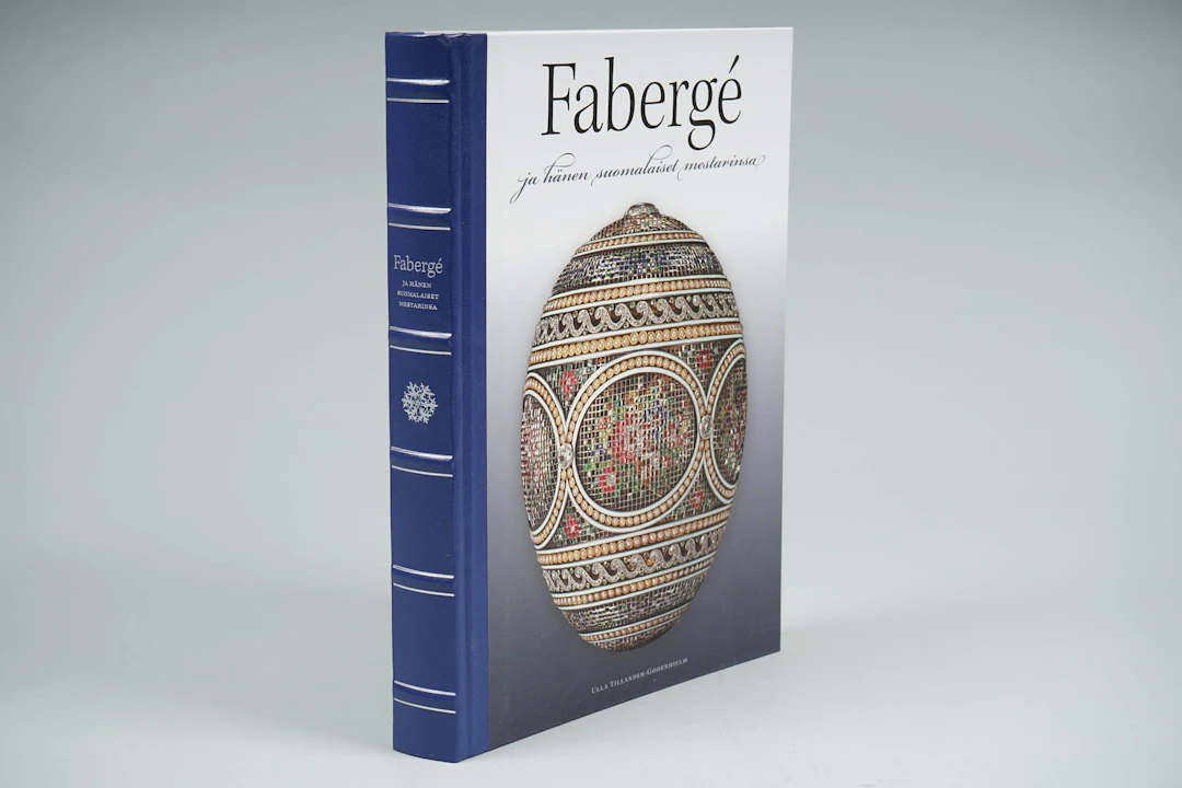 Faberge ja hänen suomalaiset mestarinsa, nro 515/1800