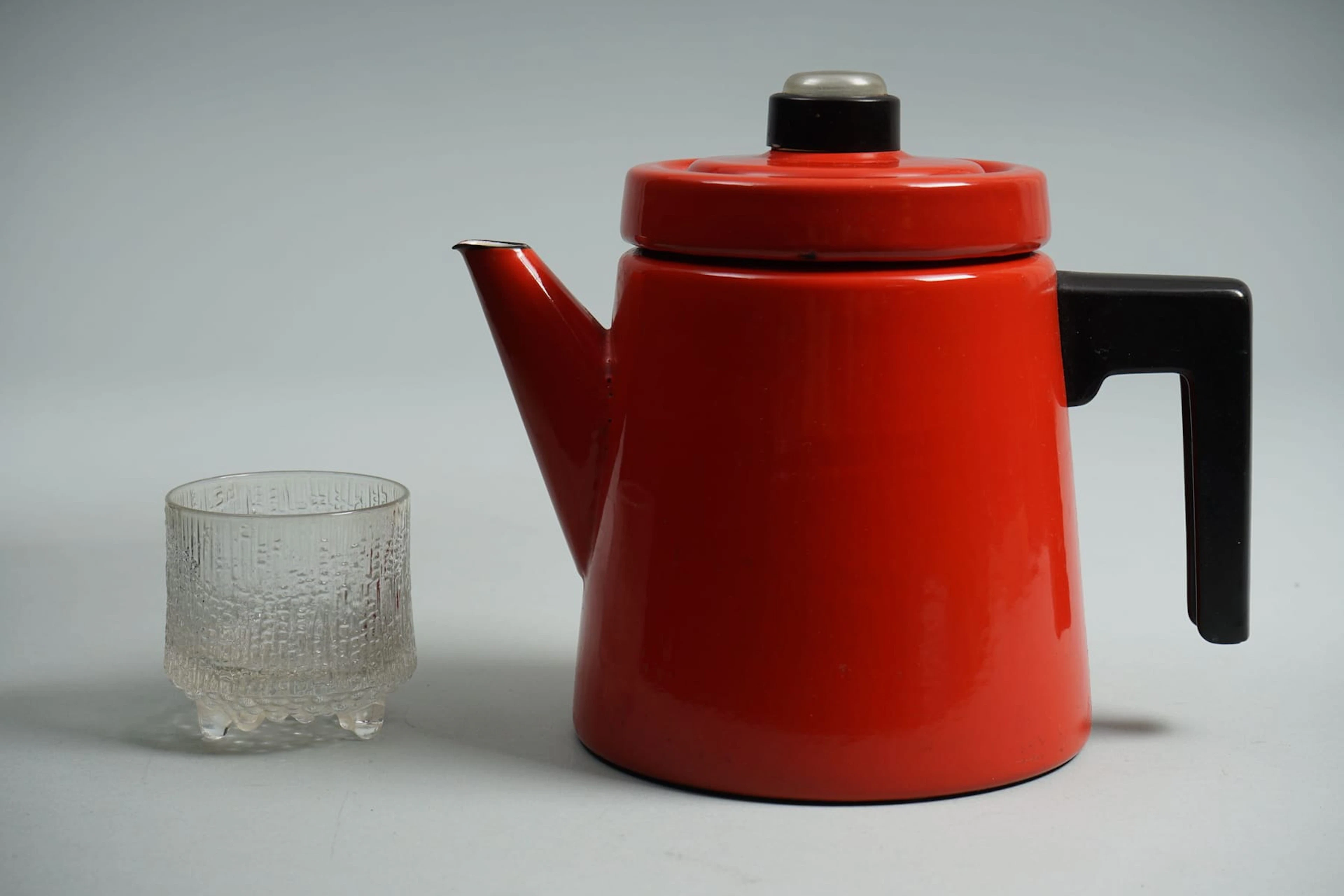 FINEL kahvipannu ja IITTALA juomalaseja